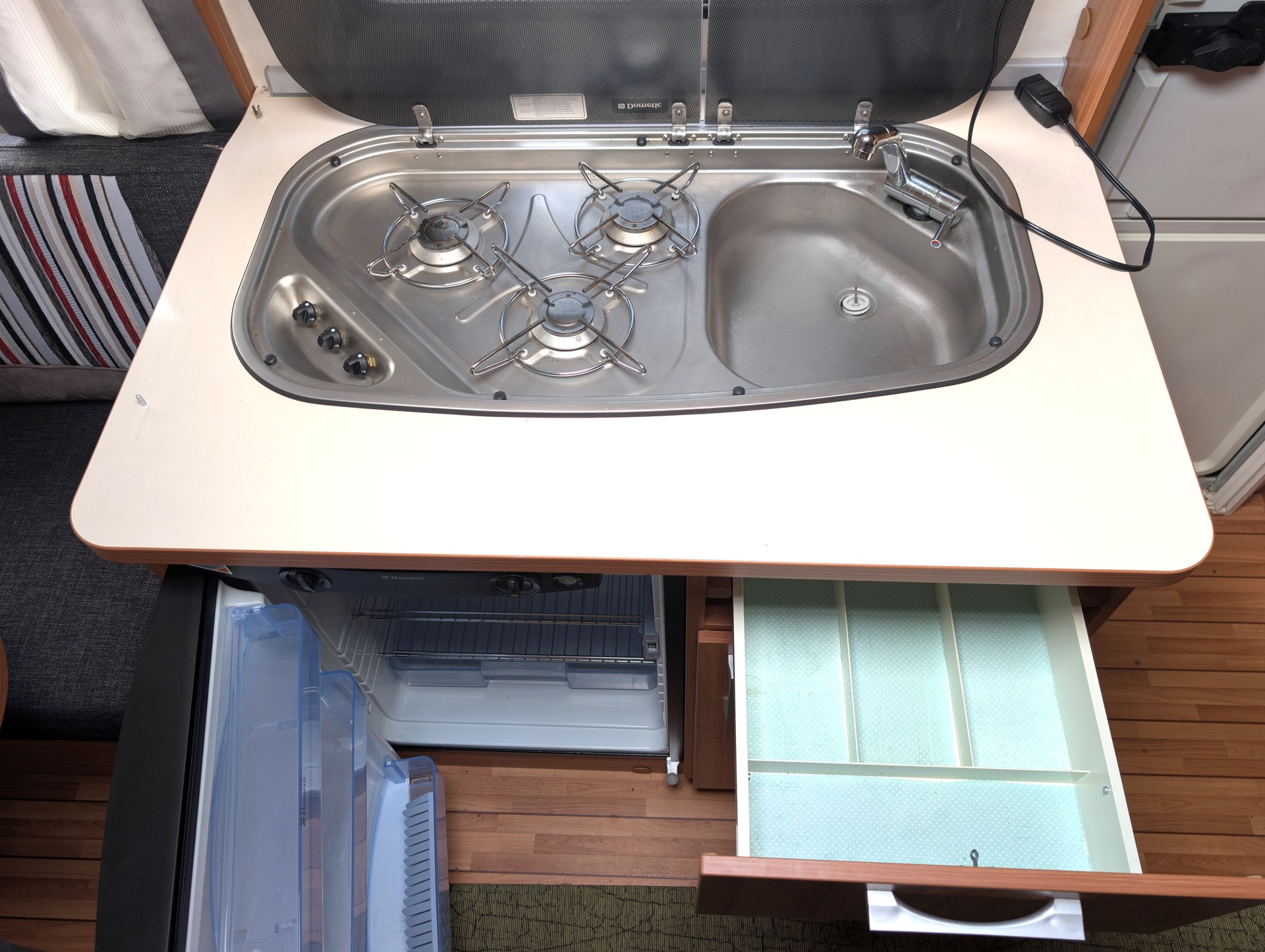 WEINSBERG W51 CaraOne 400 LK-image-8