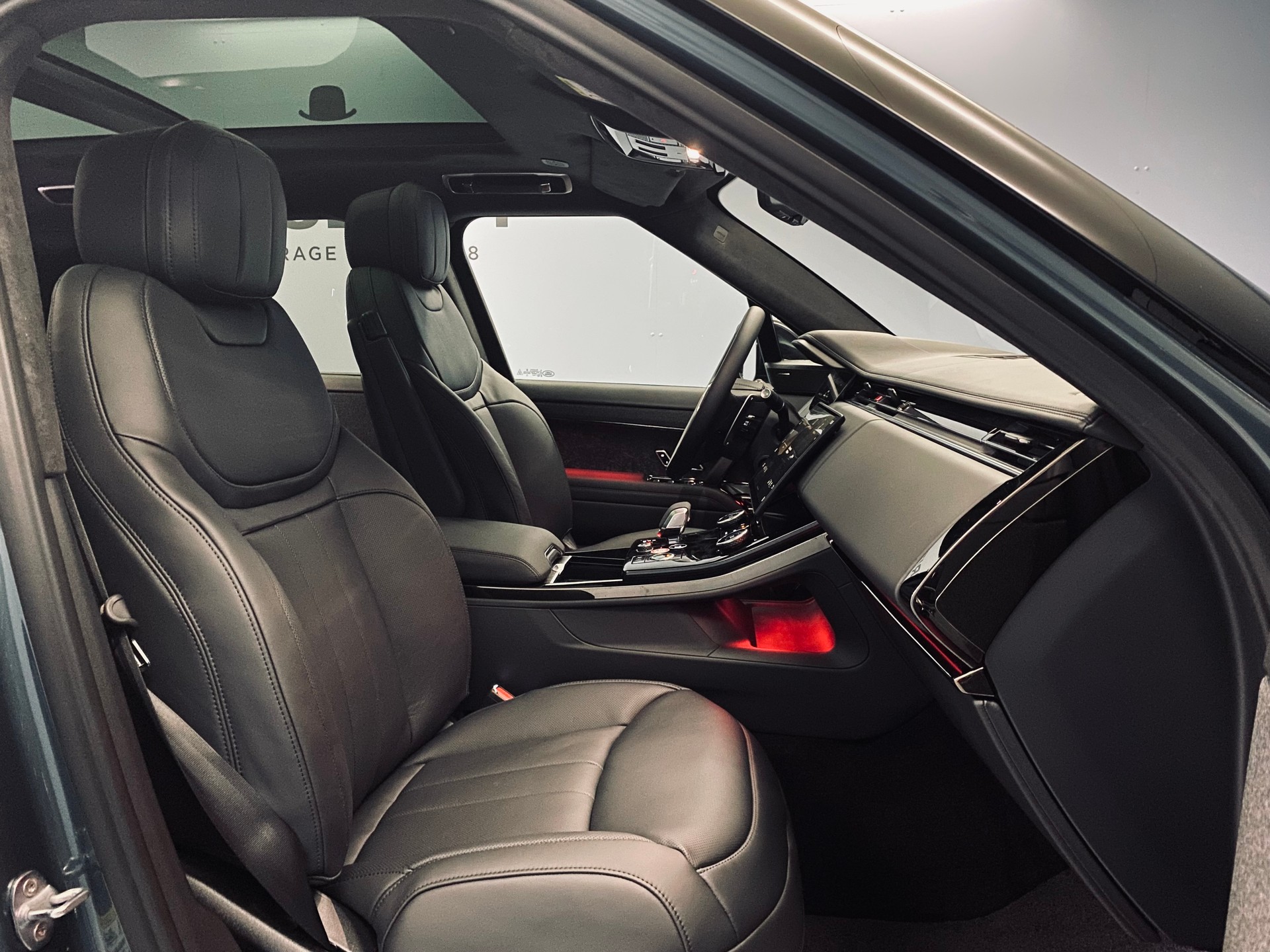 LAND ROVER Range Rover Sport 3.0 Si6 P510e First Edition-image-9