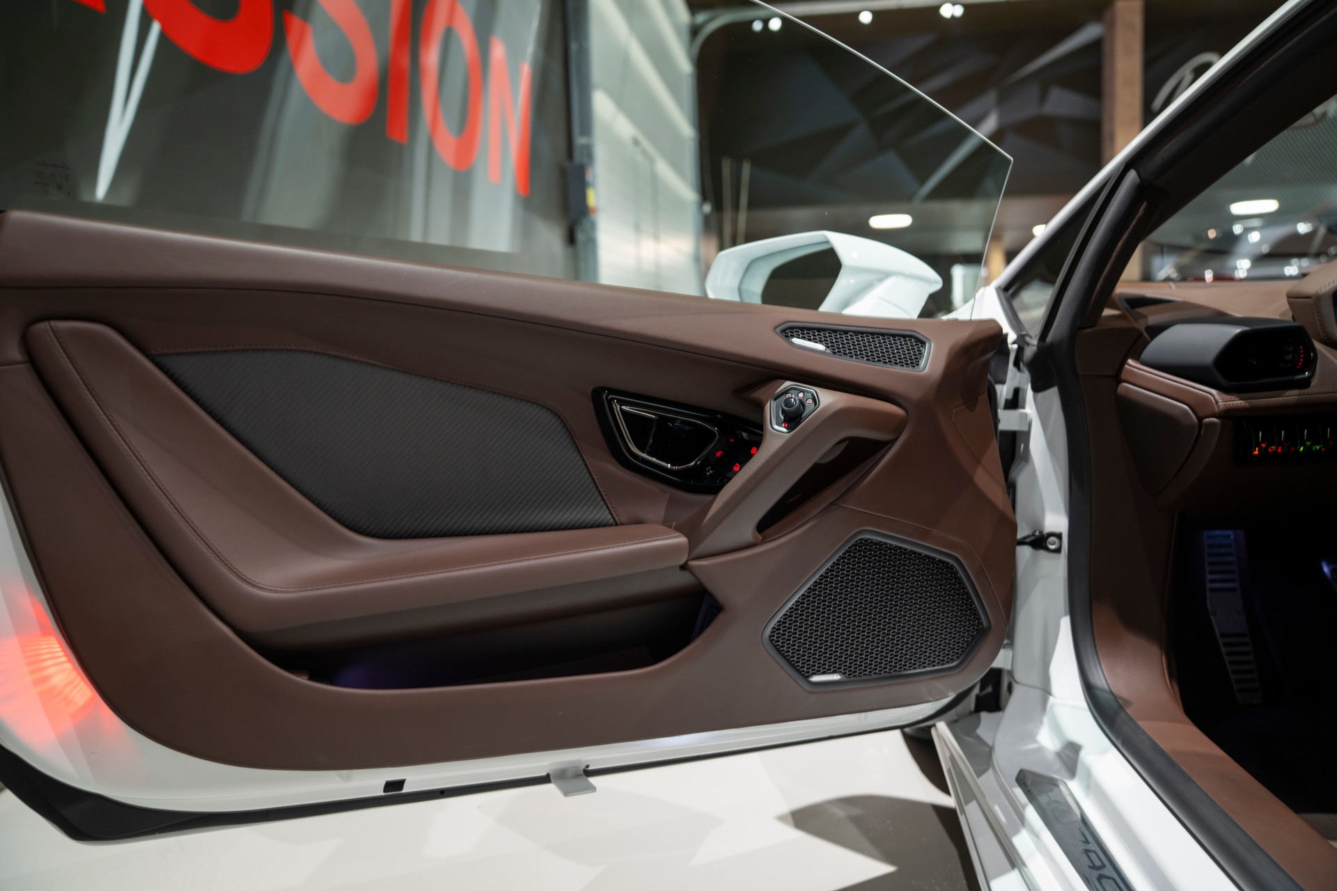 LAMBORGHINI Huracan EVO Coupé DCT-image-11