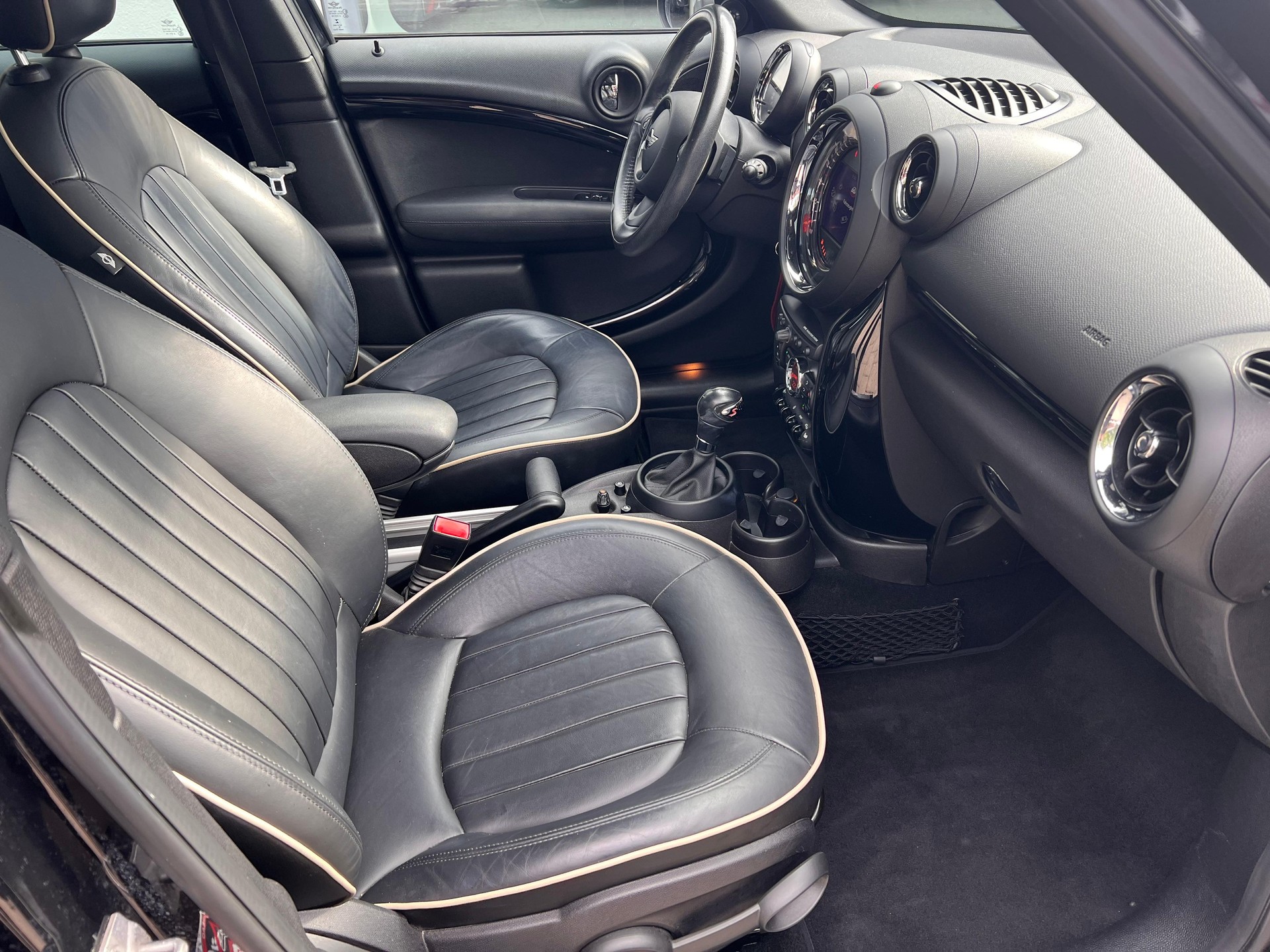 MINI Countryman R60 1.6i Cooper S ALL4-image-12