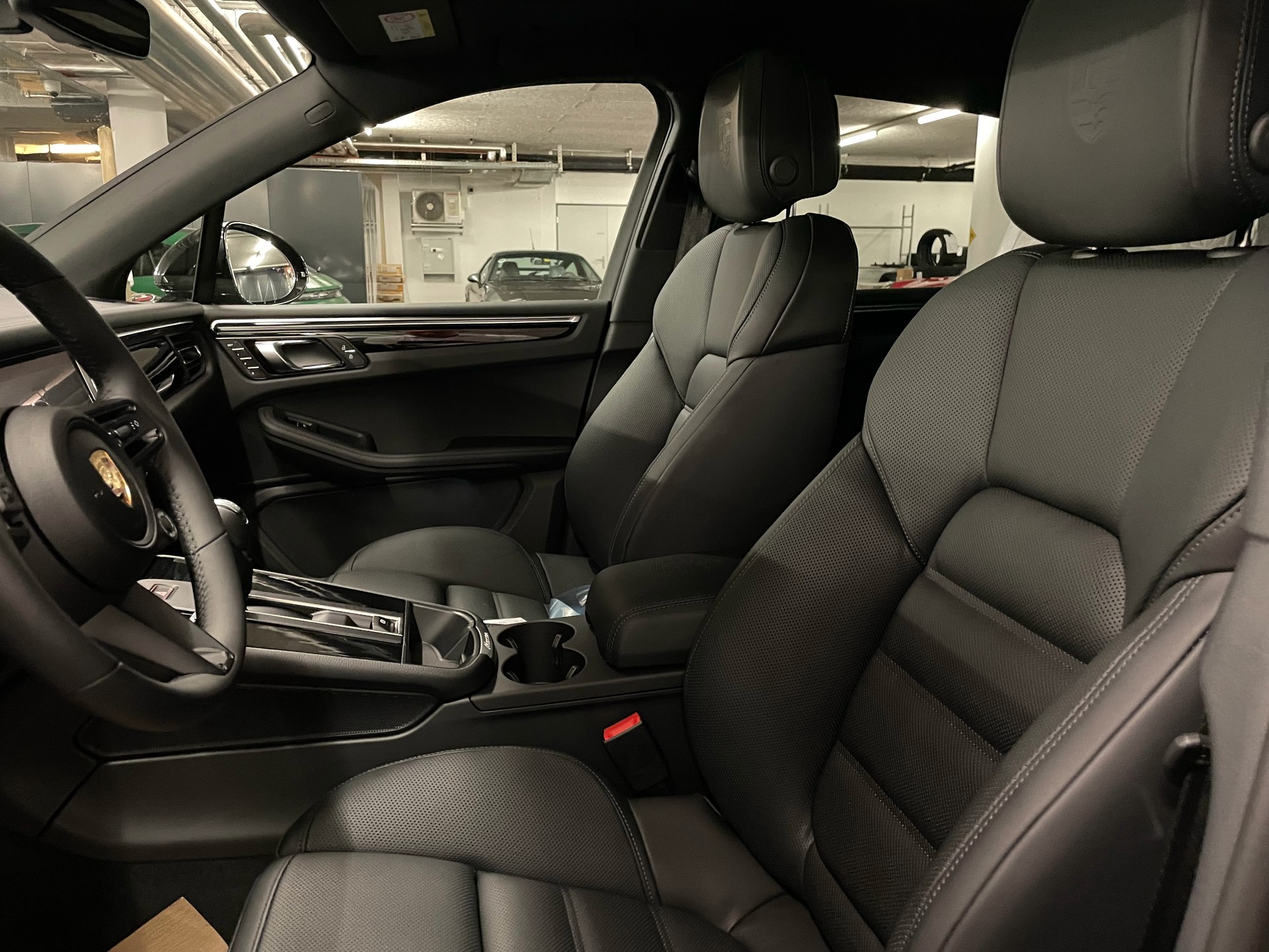 PORSCHE 2.9 V6 GTS-image-5