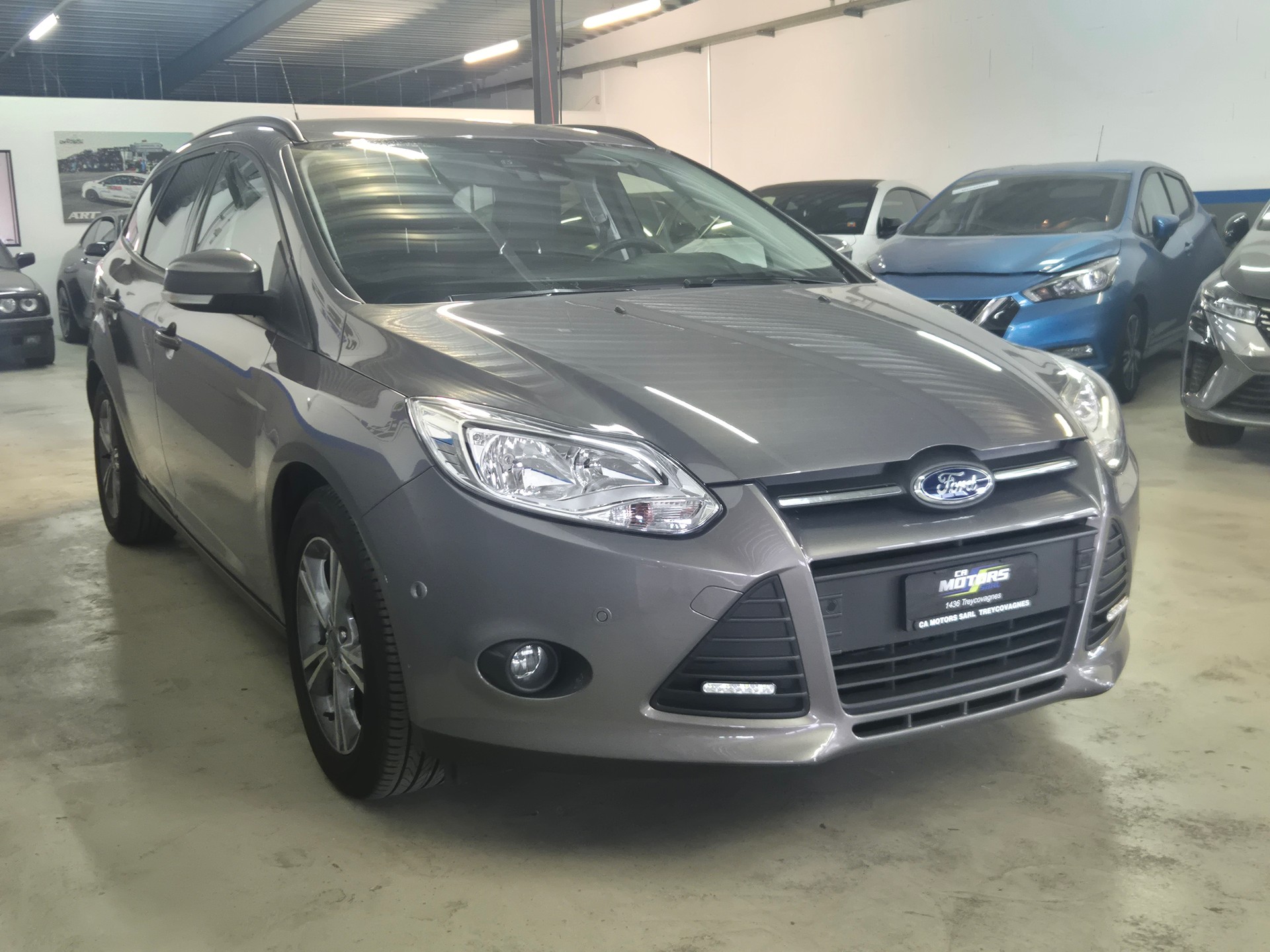 FORD Focus 1.0 SCTi Carving-image-2