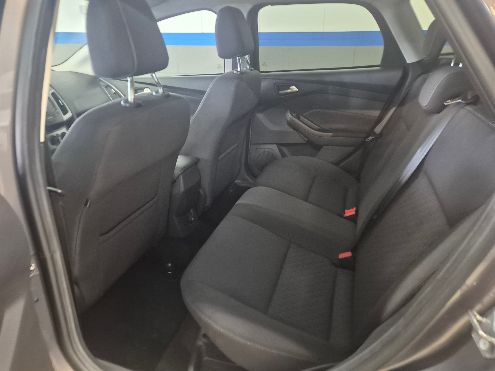FORD Focus 1.0 SCTi Carving-image-13