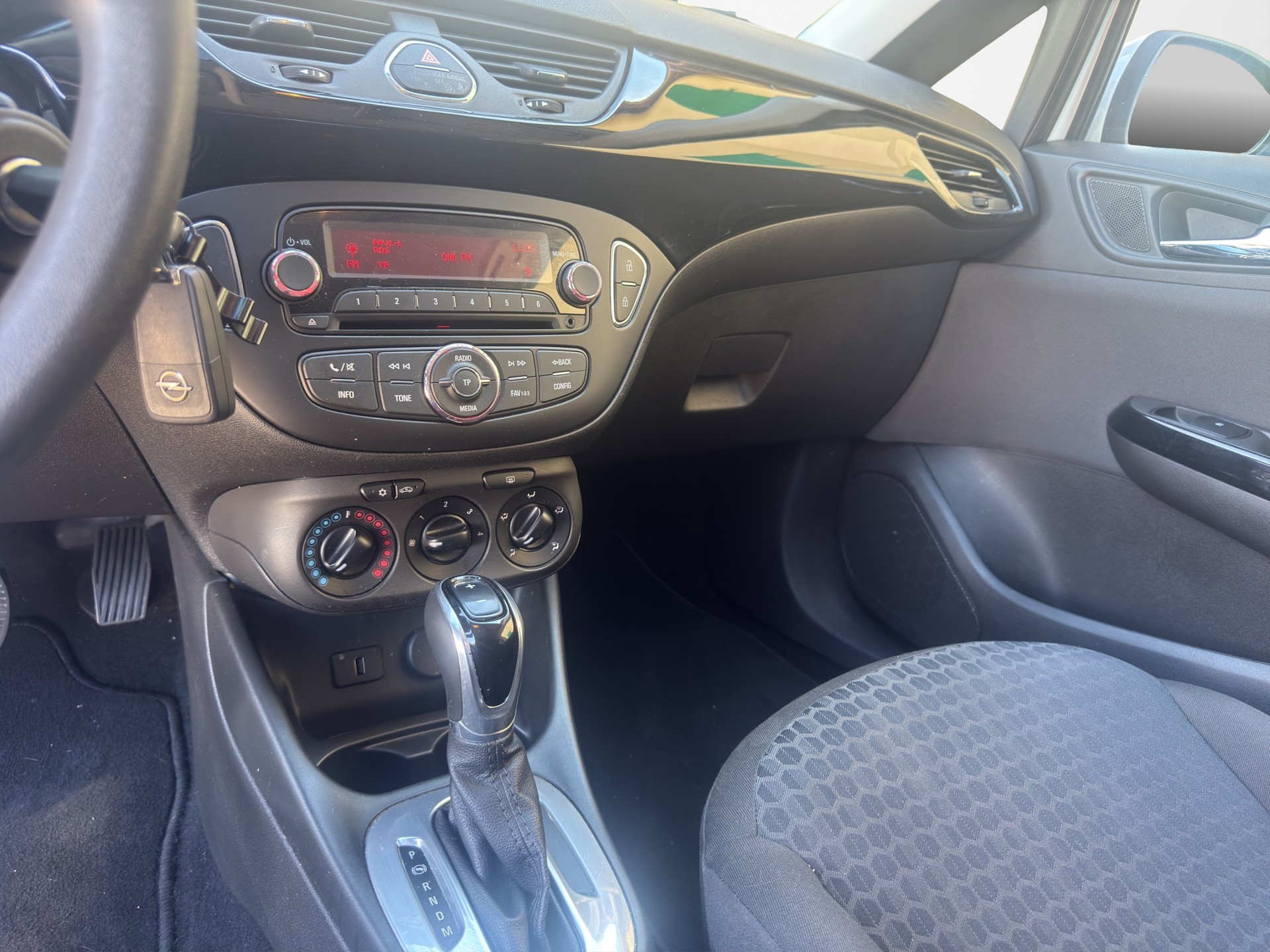 OPEL Corsa 1.4 TP Enjoy Automatique-image-12