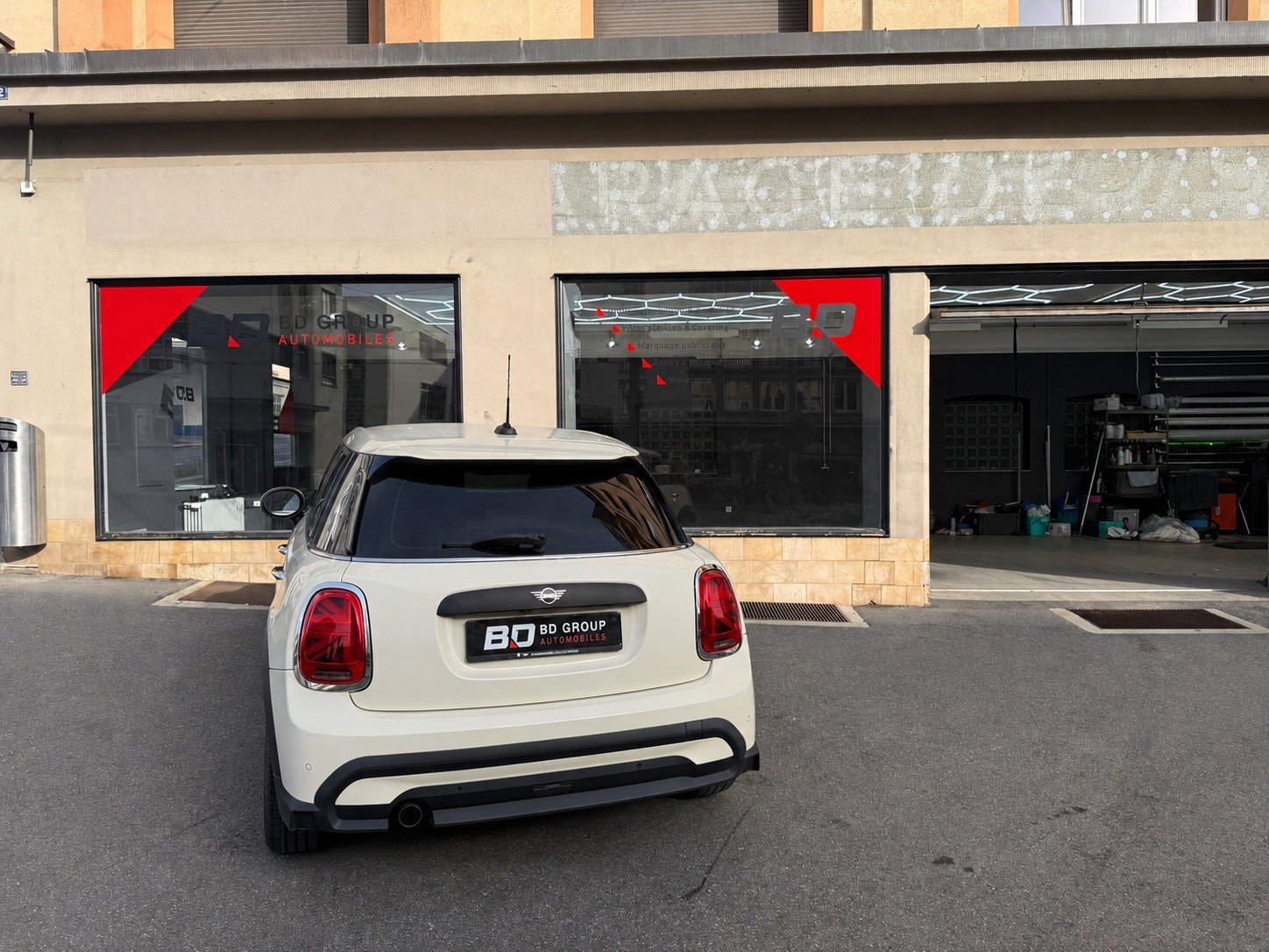 MINI One-image-5