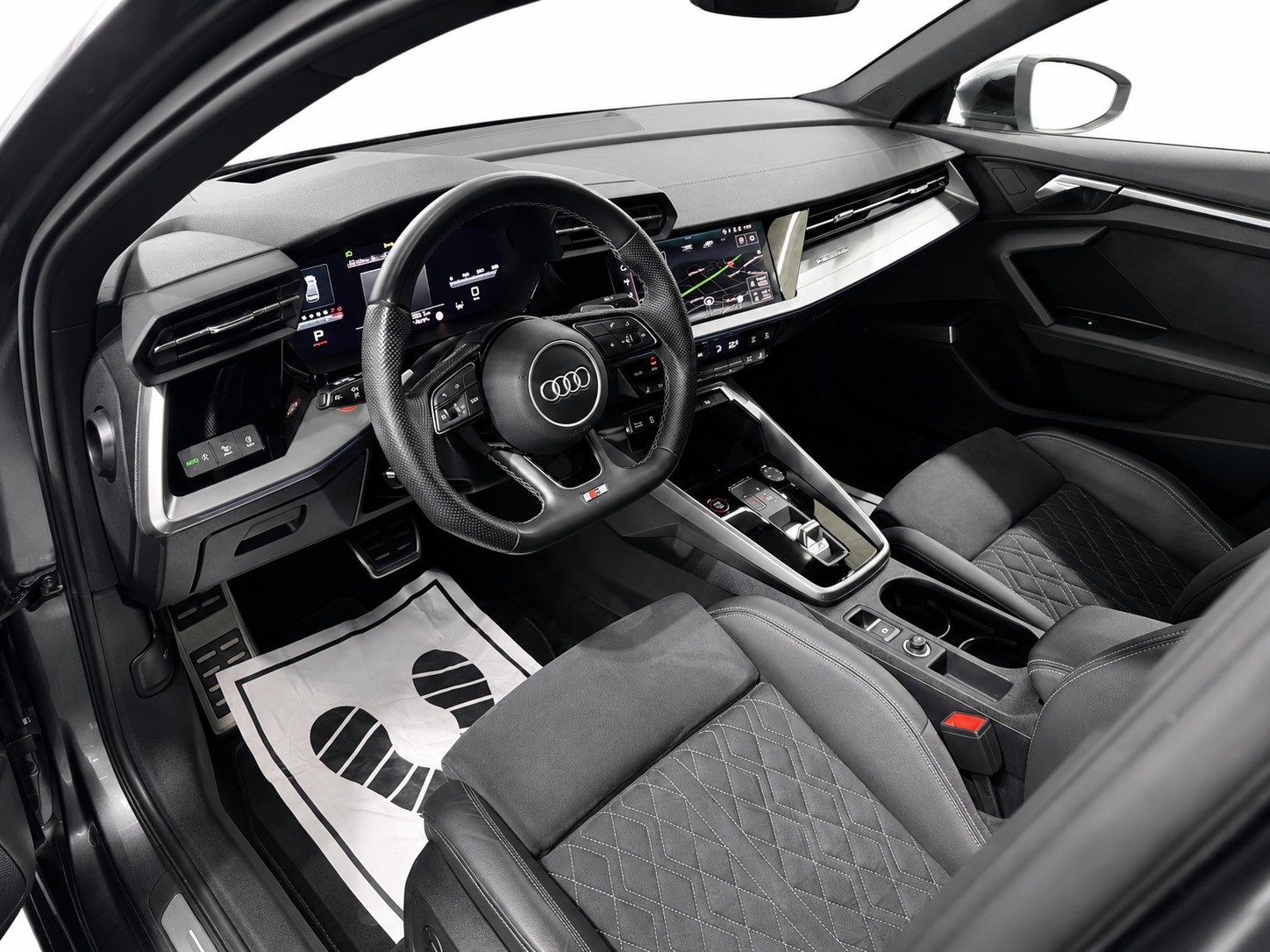 AUDI S3 Limousine 2.0 TFSI quattro S-tronic * S-Sportsitze * Panorama-Glasdach *-image-8