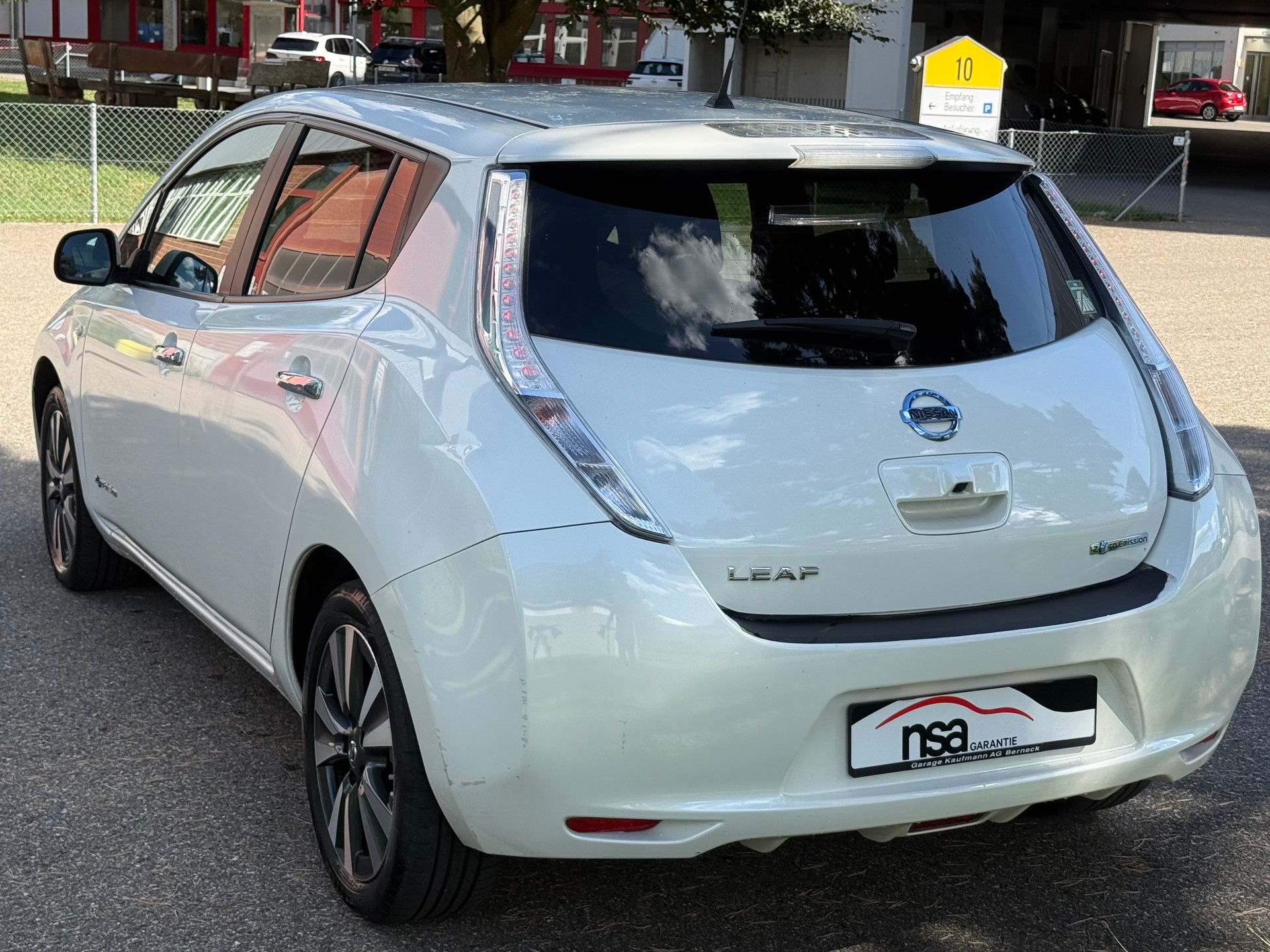 NISSAN Leaf visia 24kWh (incl battery)-image-3