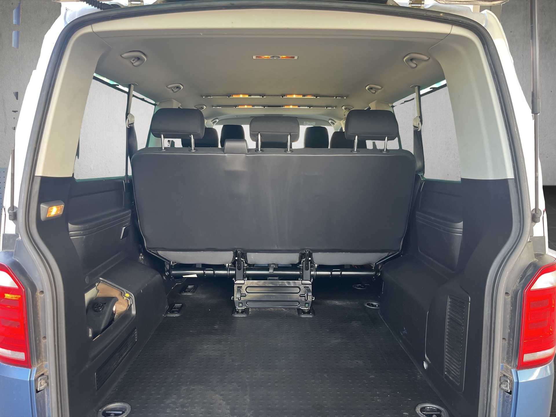 VW T6 Caravelle 2.0 Bi-TDI Comfortline Liberty LWB-image-13