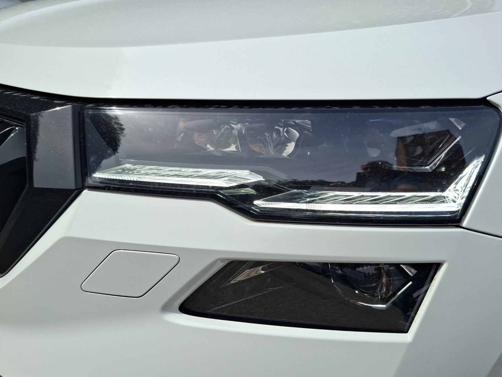 SKODA Karoq 2.0 TSI SportLine 4x4 DSG-image-15