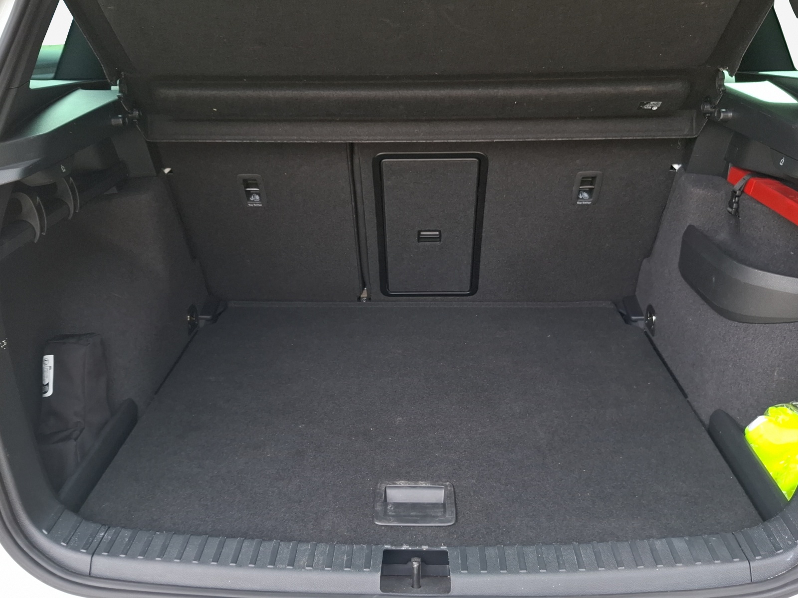 SKODA Karoq 2.0 TSI SportLine 4x4 DSG-image-12