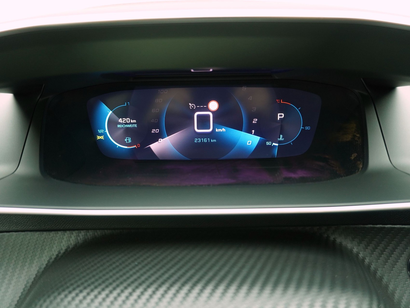 PEUGEOT 208 1.2 PureTech GT-image-14
