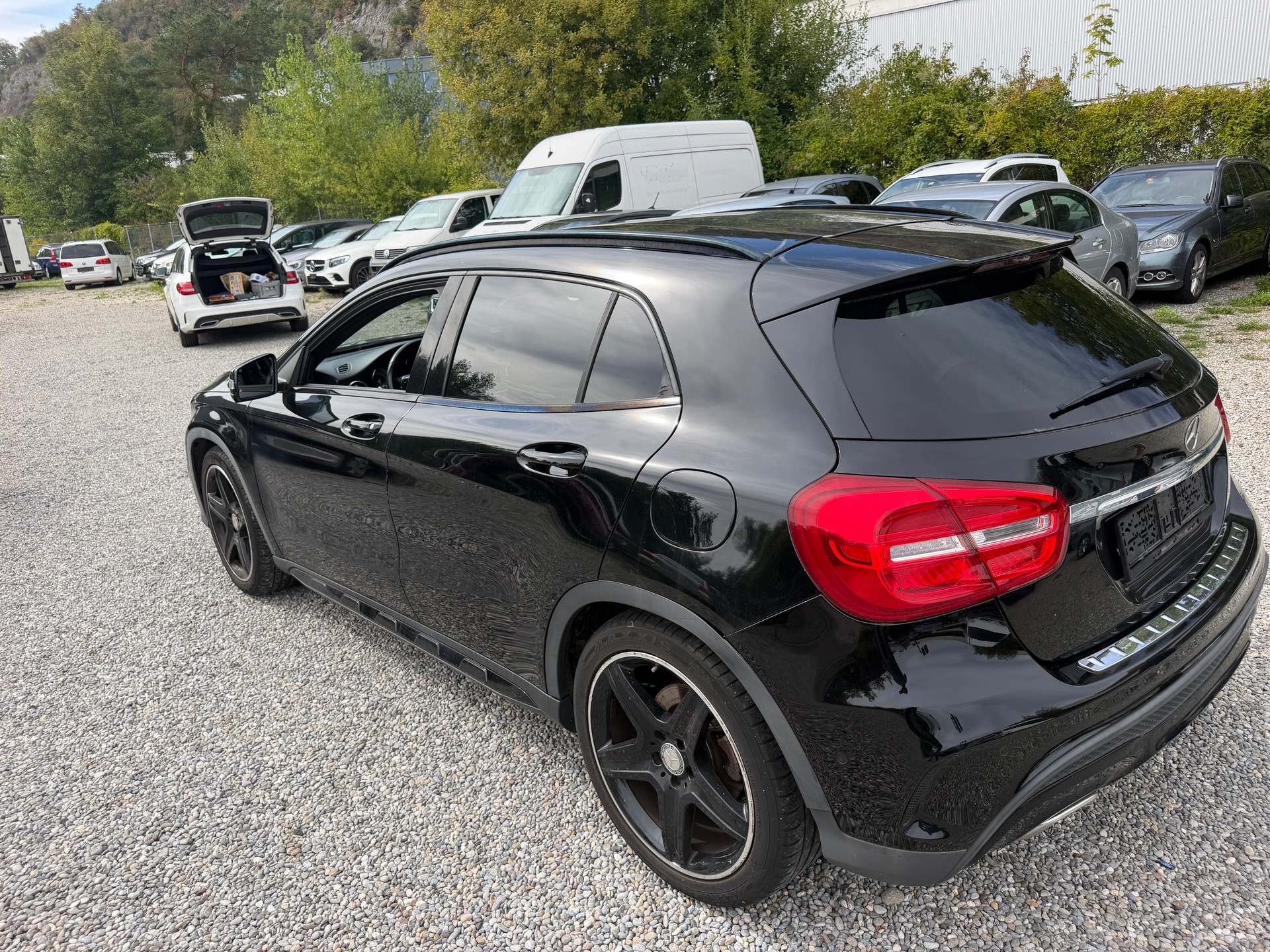 MERCEDES-BENZ GLA 220 CDI AMG Line 4Matic 7G-DCT-image-3