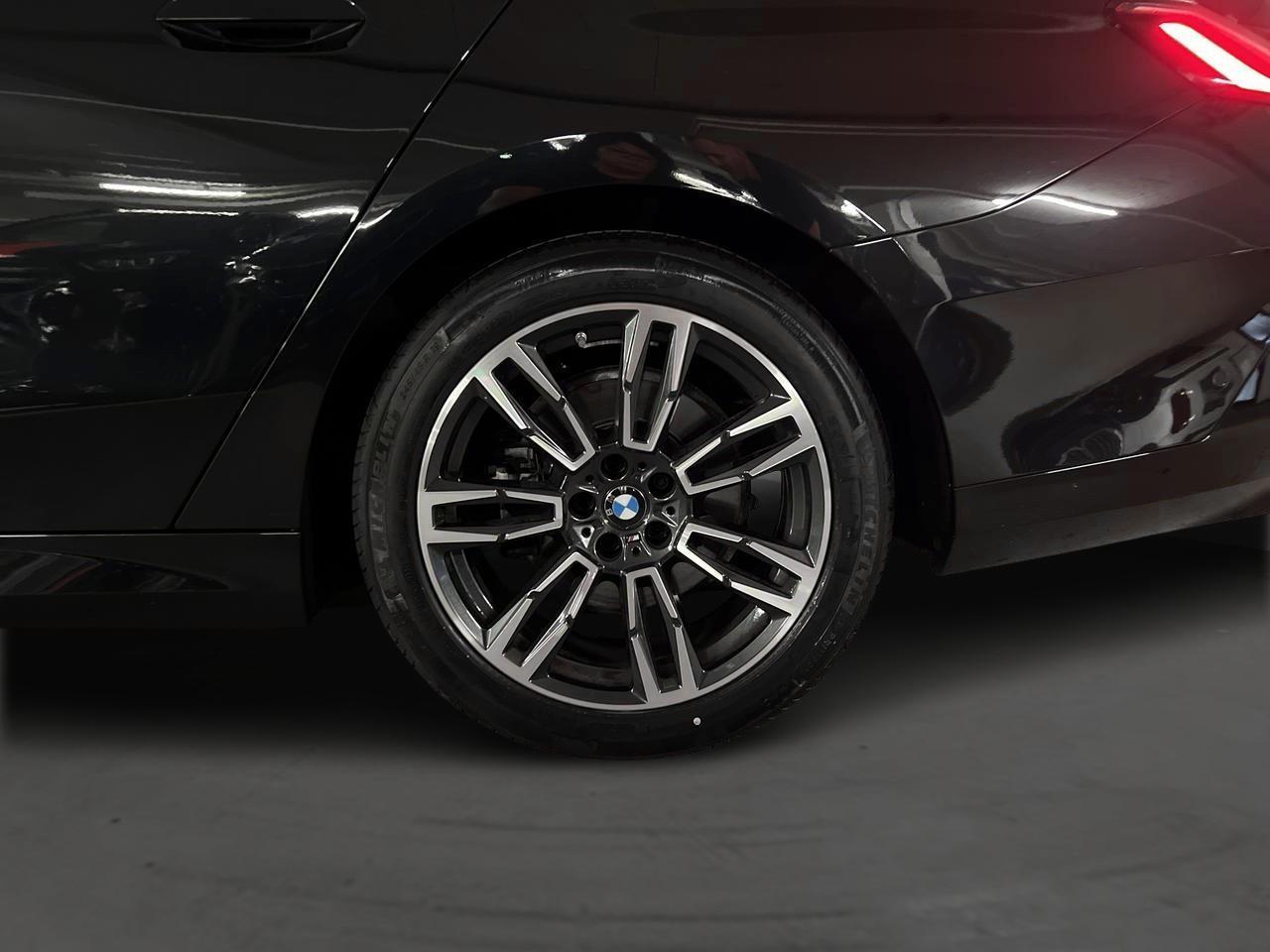 BMW 520d xDrive 48V Touring M Sport-image-25