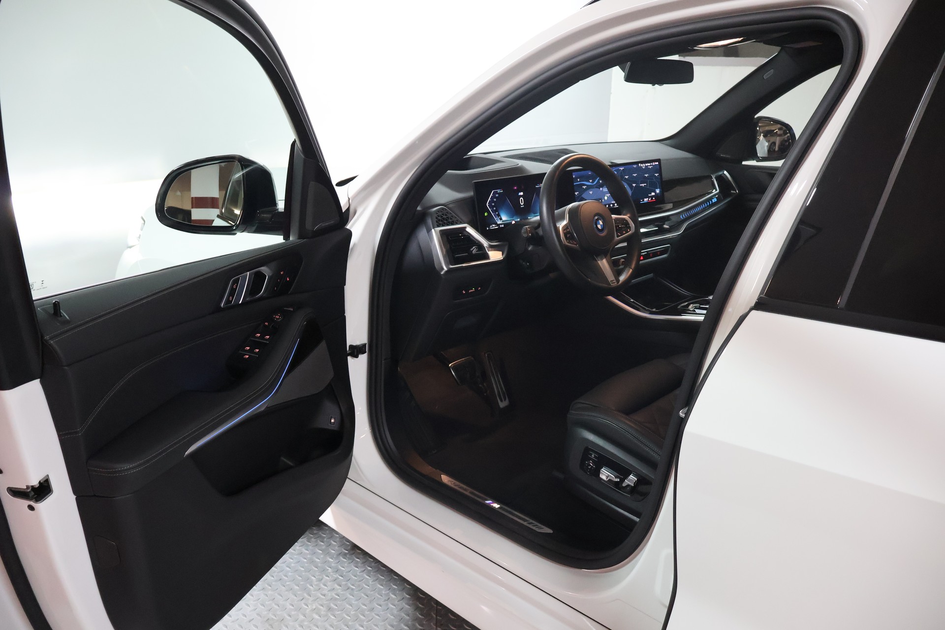 BMW X5 xDrive 50e M Sport Steptronic-image-6