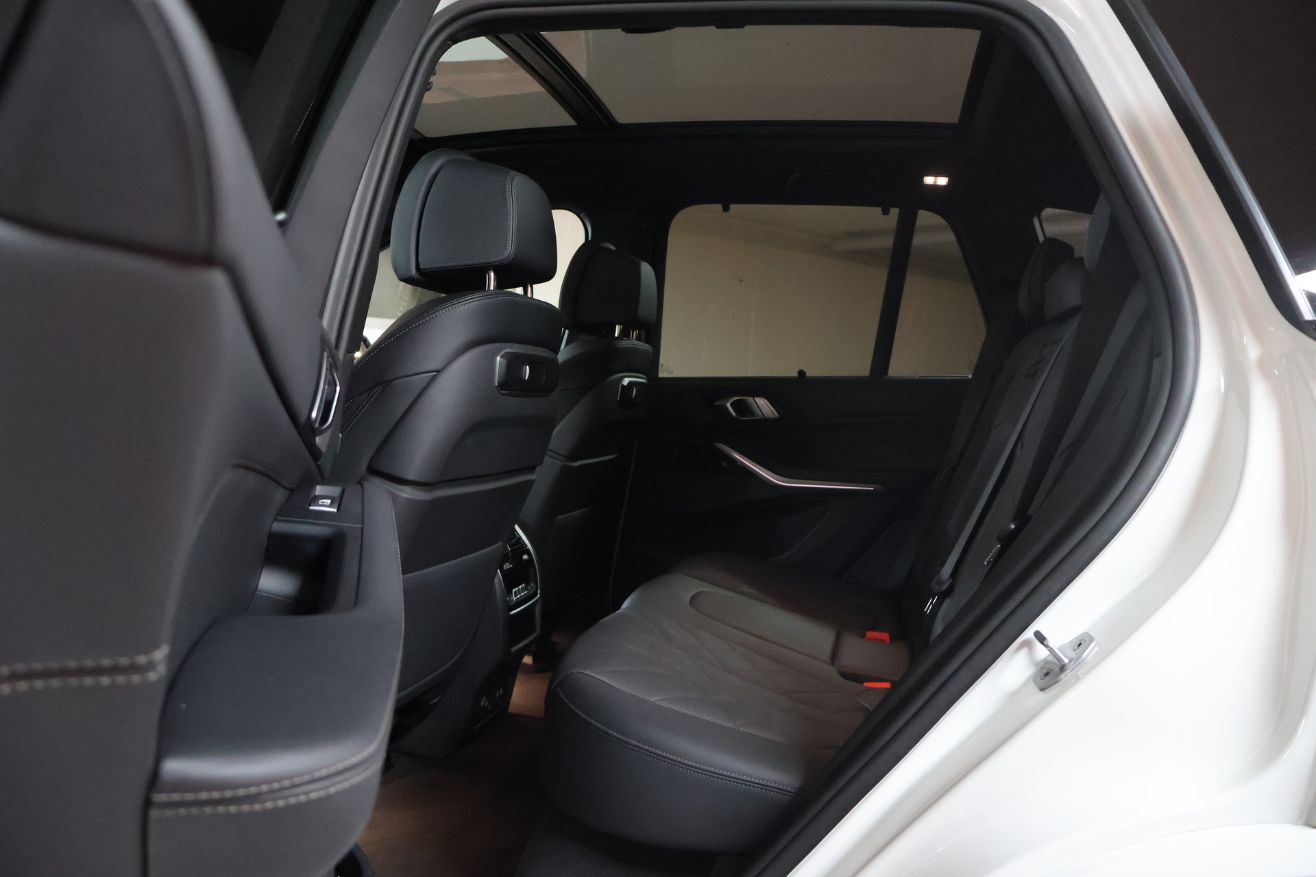 BMW X5 xDrive 50e M Sport Steptronic-image-19