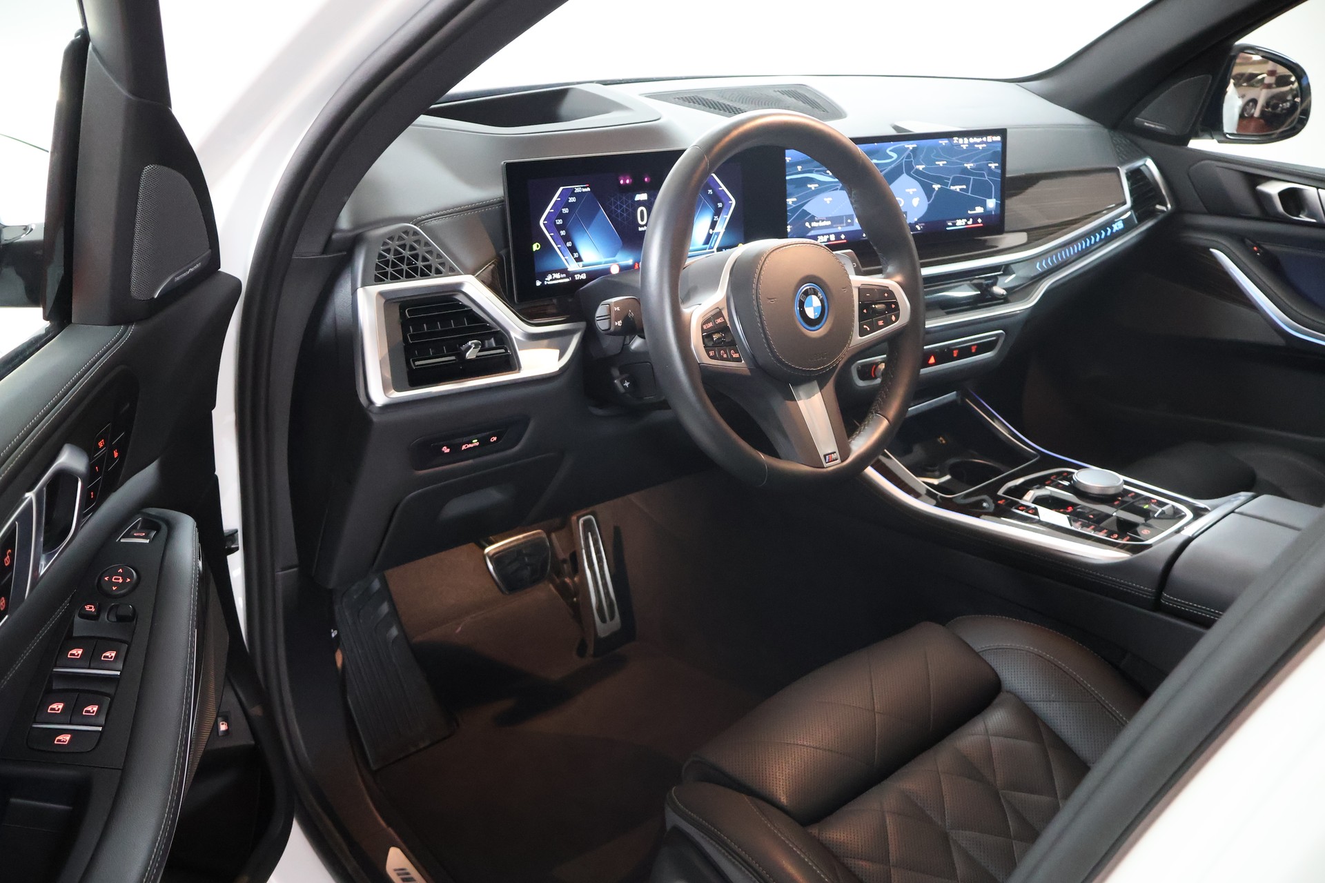 BMW X5 xDrive 50e M Sport Steptronic-image-9
