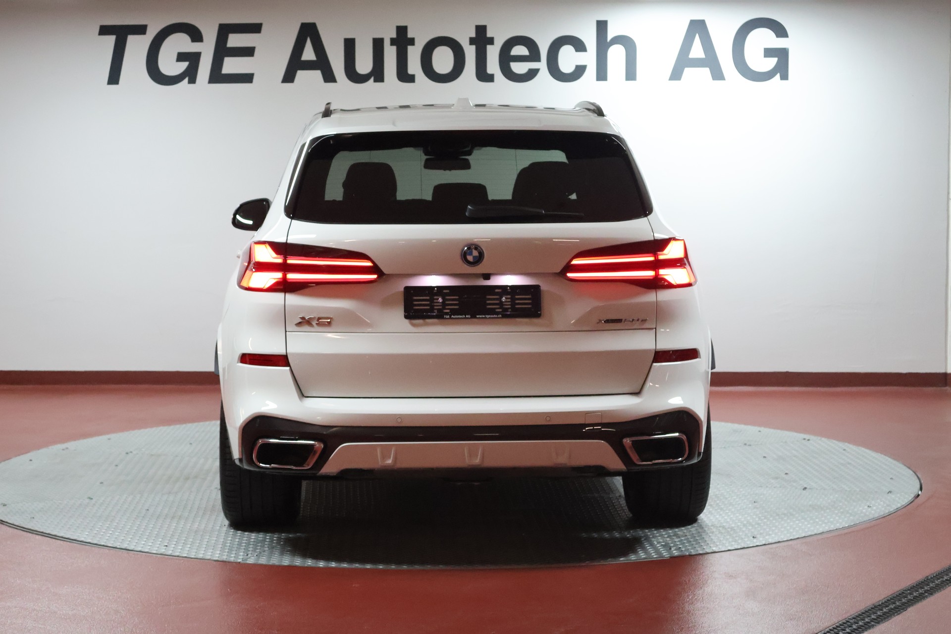 BMW X5 xDrive 50e M Sport Steptronic-image-23