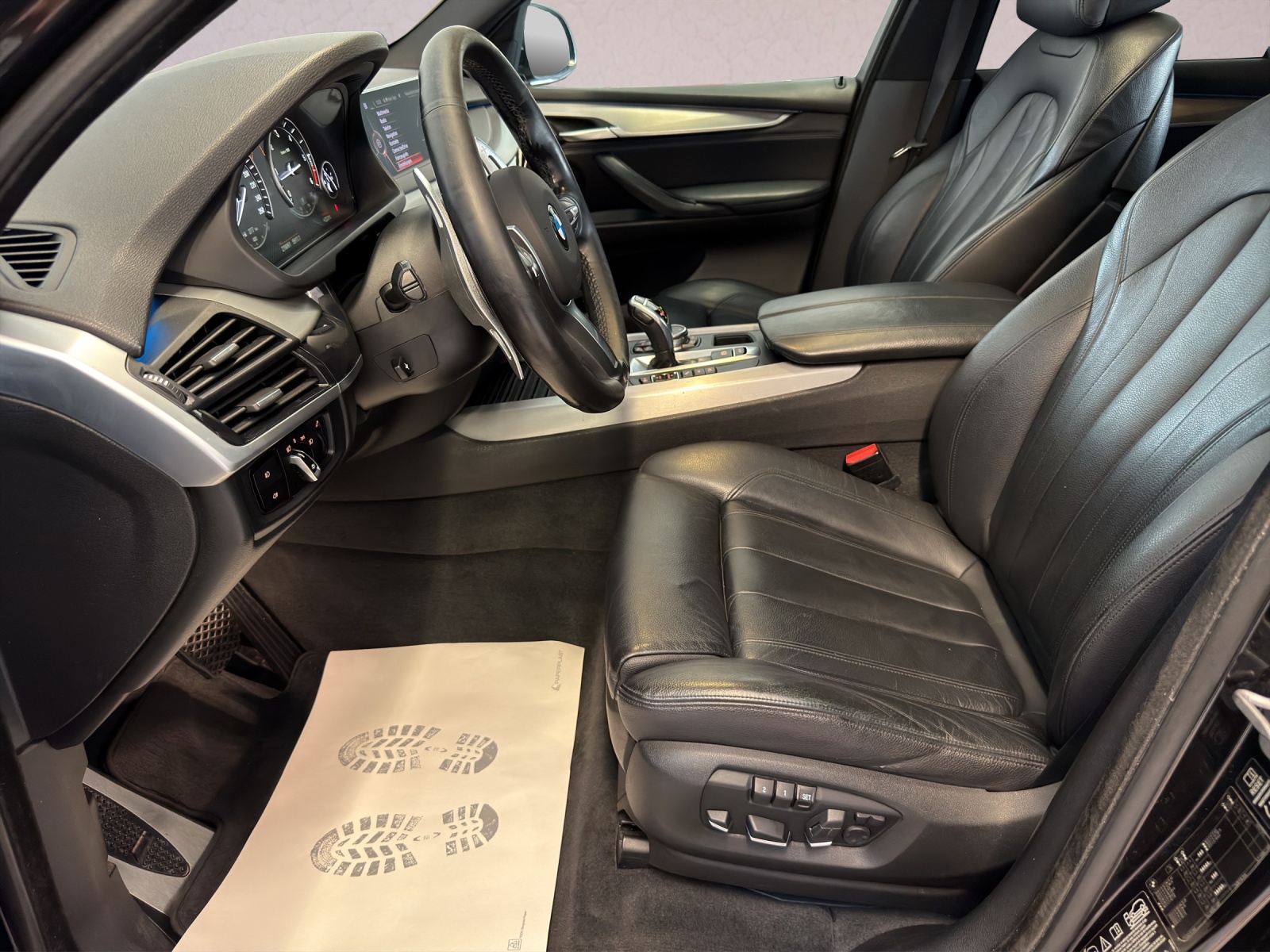 BMW X5 xDrive 30d Steptronic-image-11
