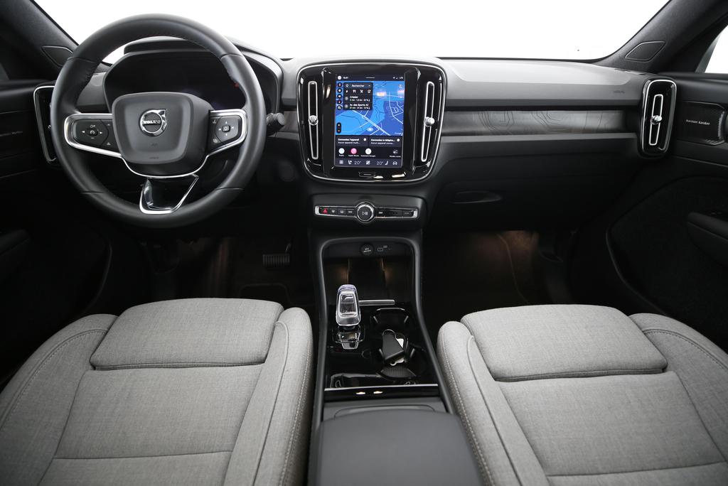 VOLVO C40 P6 Recharge Ultimate-image-7