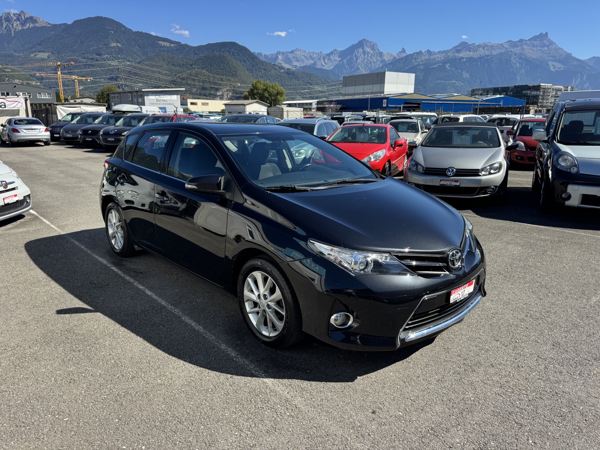 TOYOTA Auris 1.6 Luna-image-1