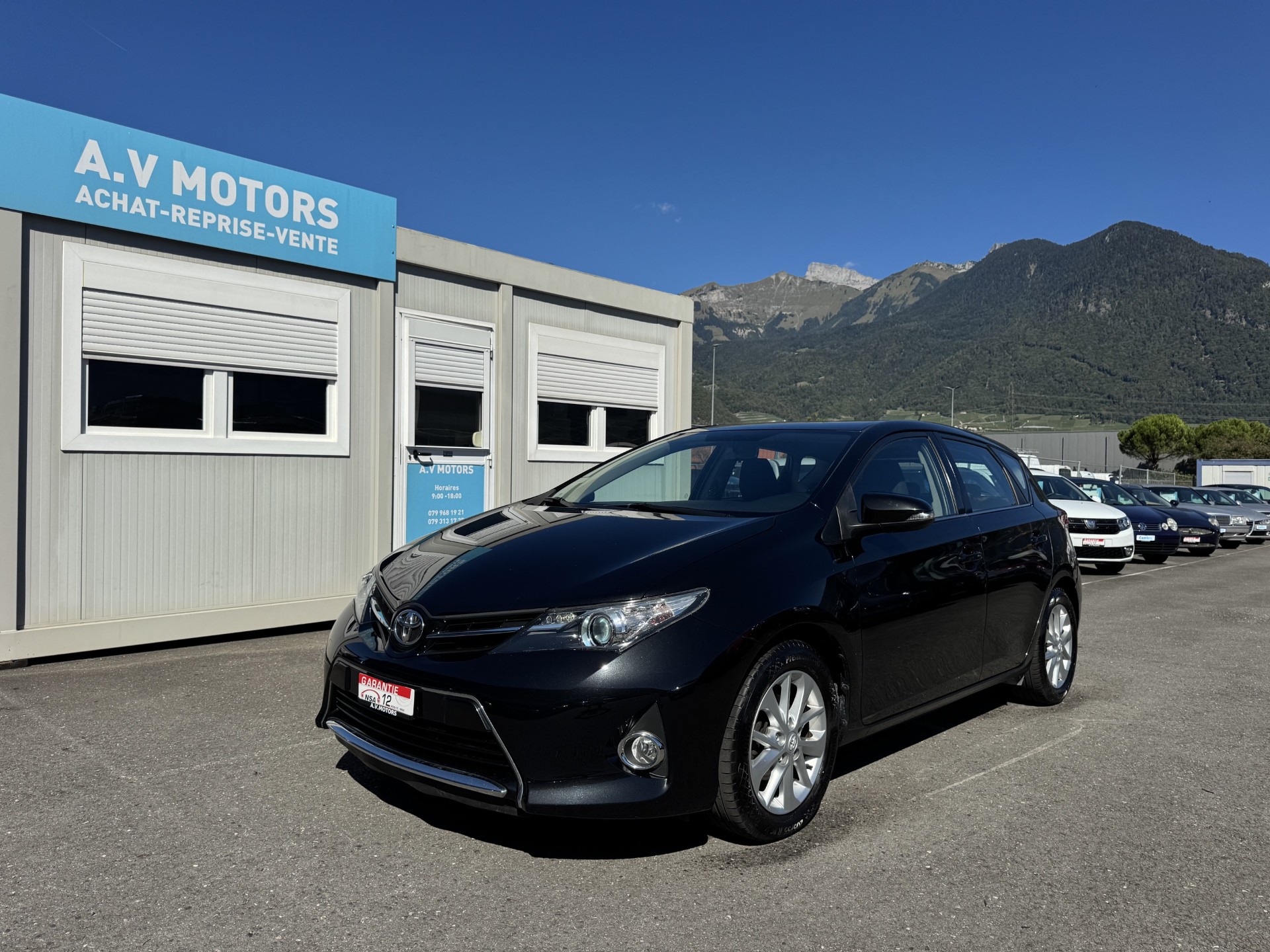 TOYOTA Auris 1.6 Luna-image-0