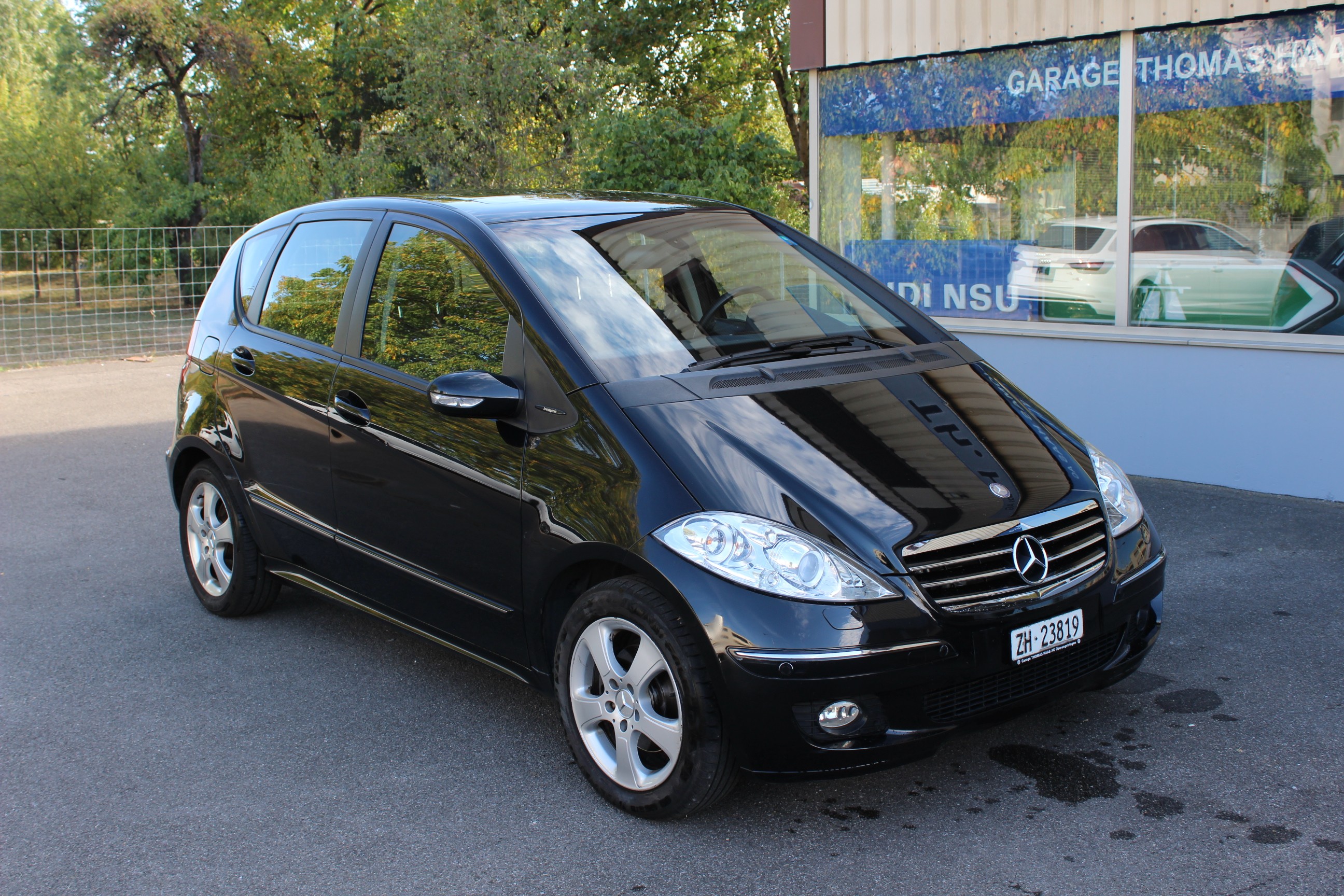 Car photo