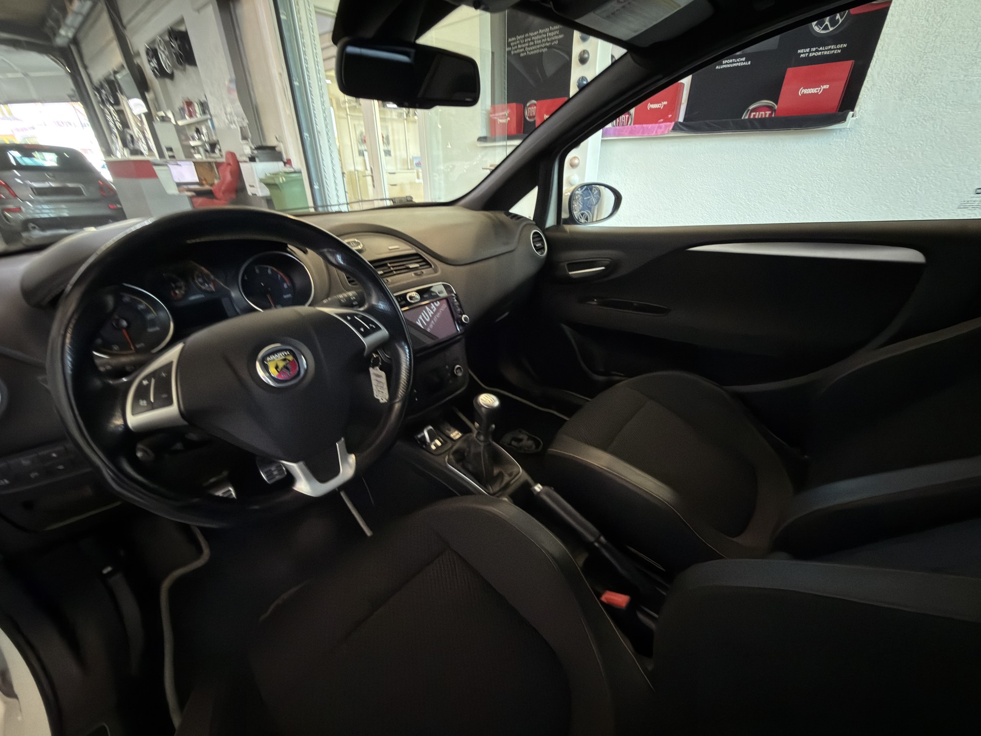 FIAT Punto Evo 1.4 16V Turbo Abarth-image-9