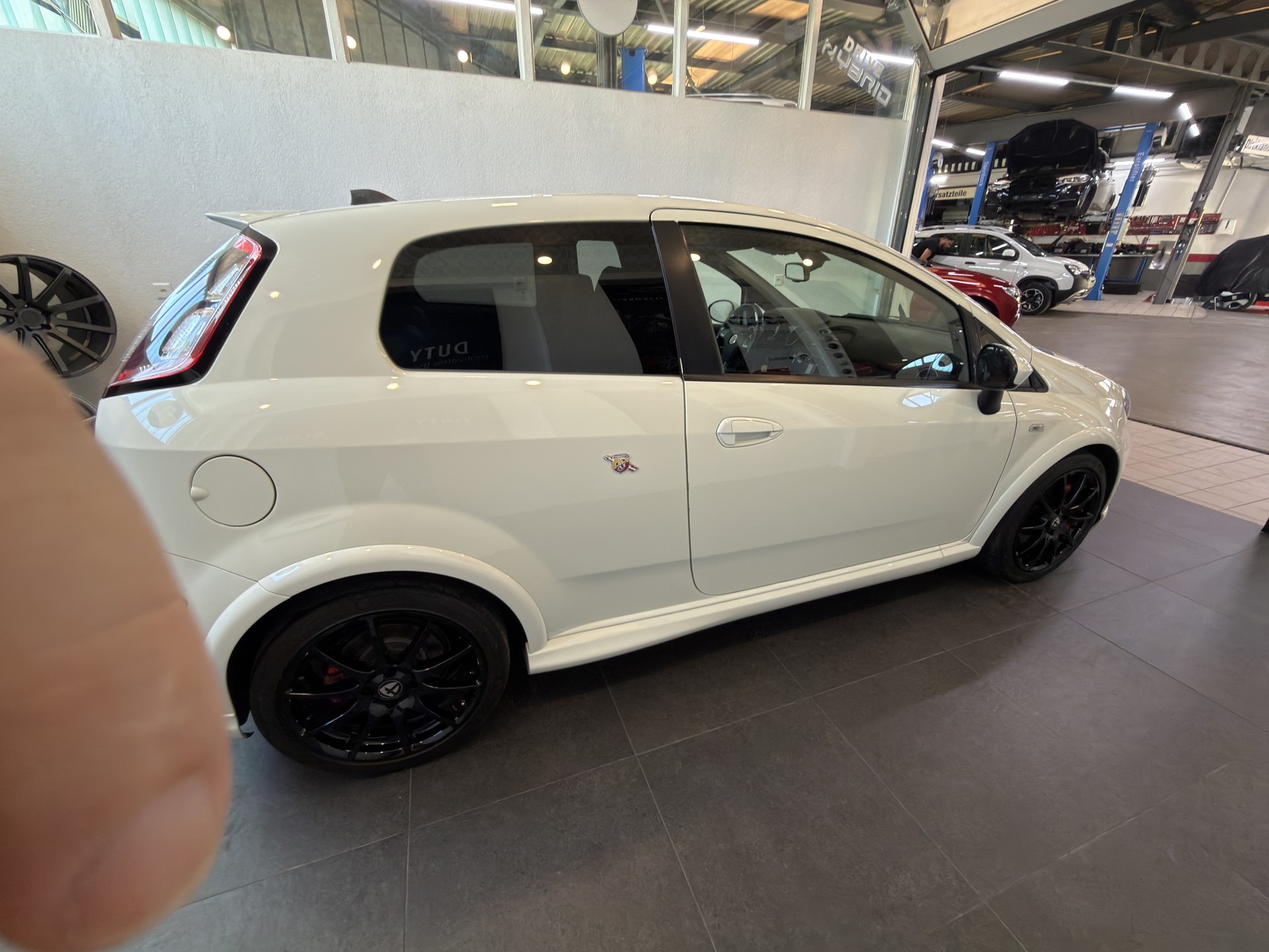 FIAT Punto Evo 1.4 16V Turbo Abarth-image-7
