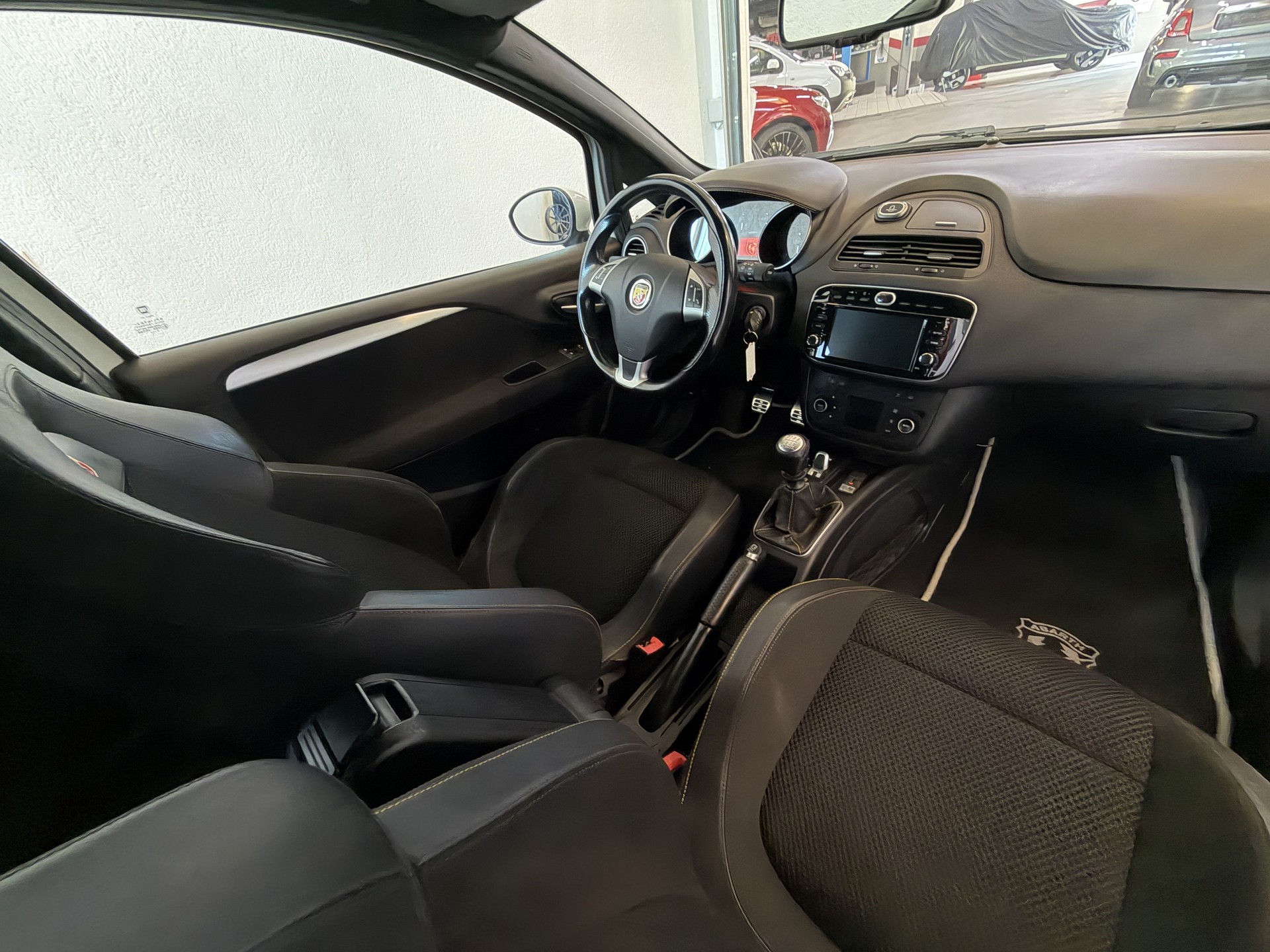 FIAT Punto Evo 1.4 16V Turbo Abarth-image-14