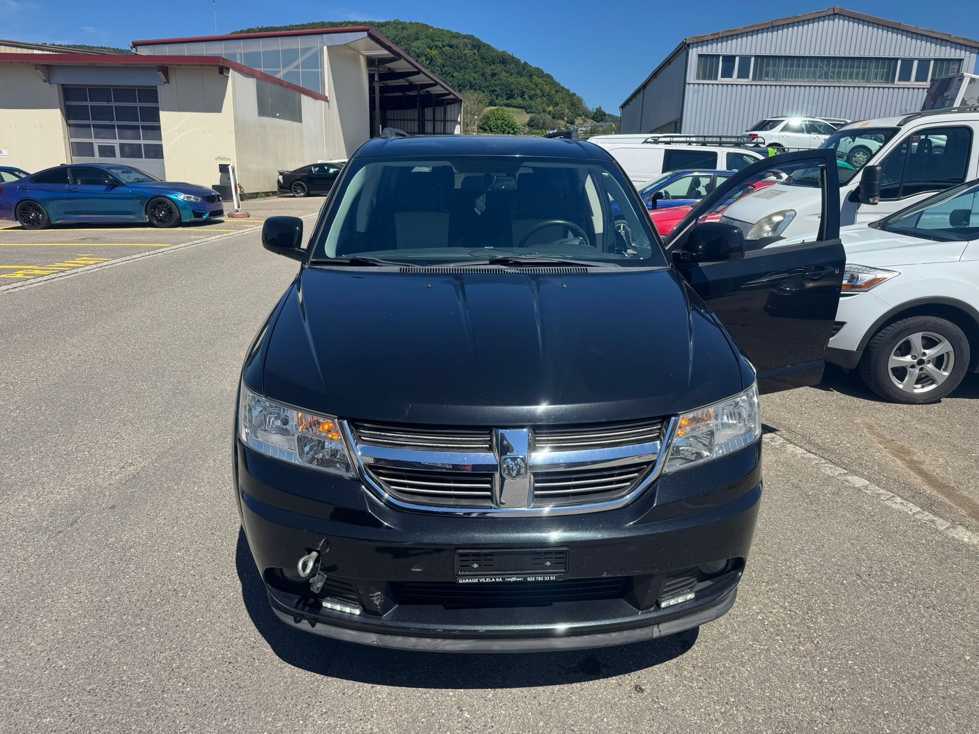 DODGE Journey 2.0 CRD SXT Automatic-image-1