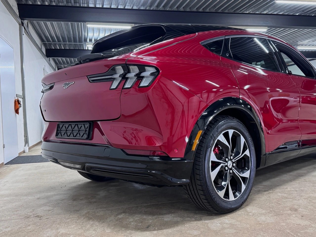 FORD Mustang MACH-E Premium AWD 99 kWh Extended / Max Reichweite-image-5