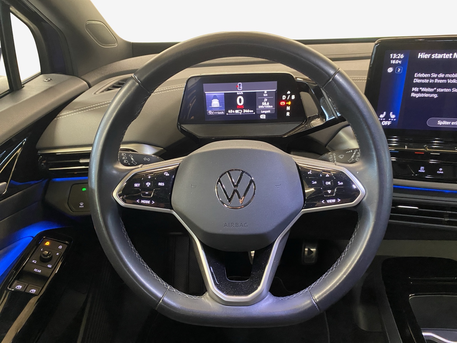 VW ID.4 Pro Performance 77 kWh 75 Edition-image-9