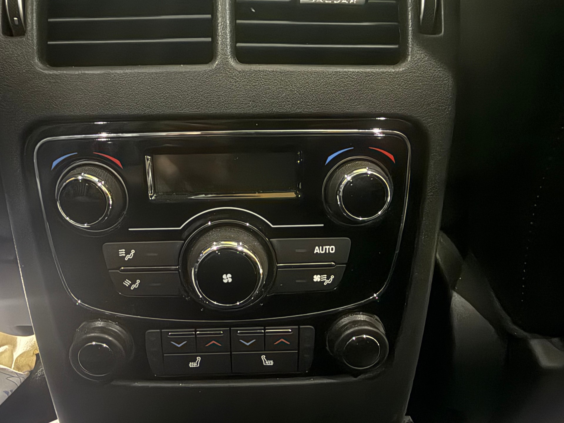 JAGUAR 3.0 V6 S/C Prestige AWD-image-5
