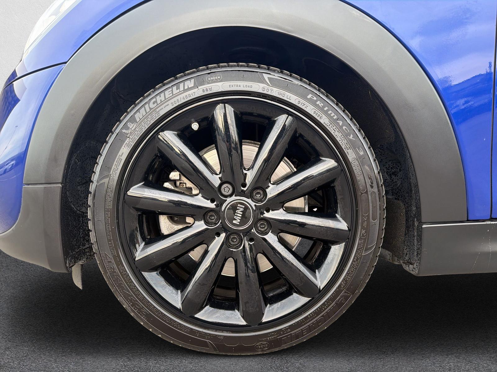 MINI Cooper S Cabrio F57 2.0i (CH)-image-9