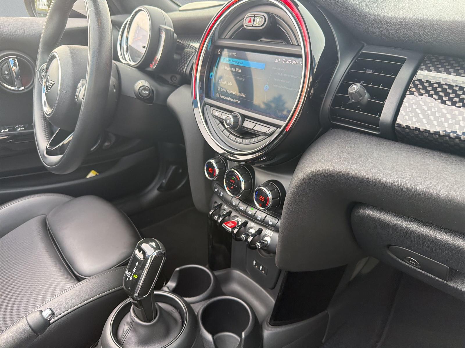 MINI Cooper S Cabrio F57 2.0i (CH)-image-14