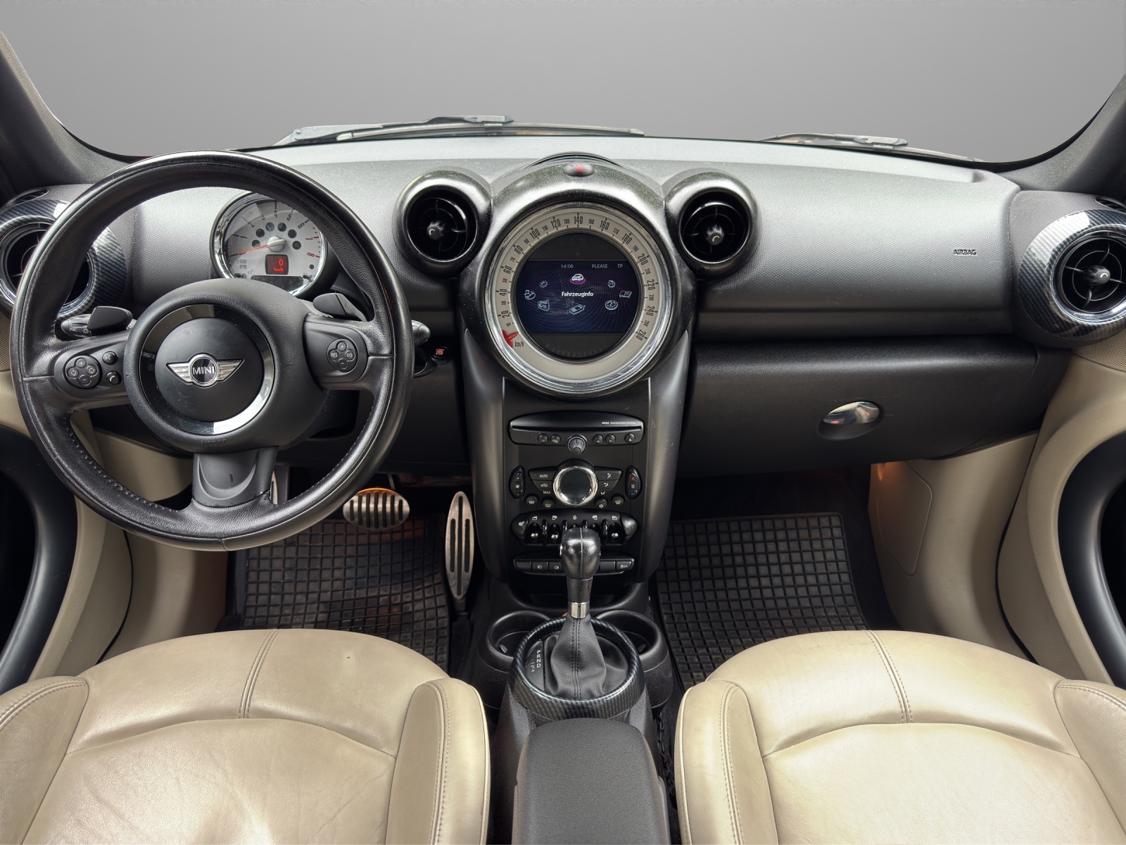 MINI Countryman Cooper S FWD-image-8
