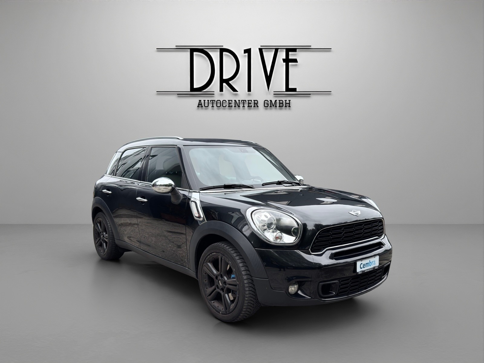 MINI Countryman Cooper S FWD-image-2