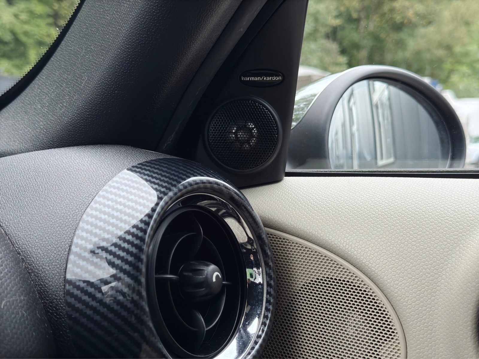 MINI Countryman Cooper S FWD-image-16