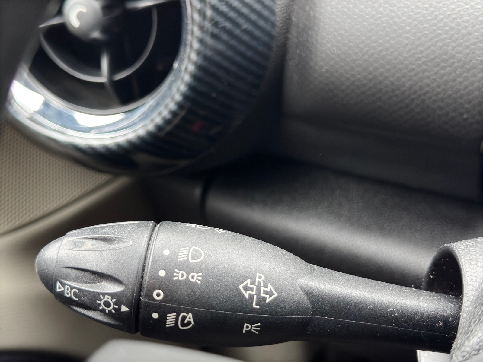 MINI Countryman Cooper S FWD-image-17