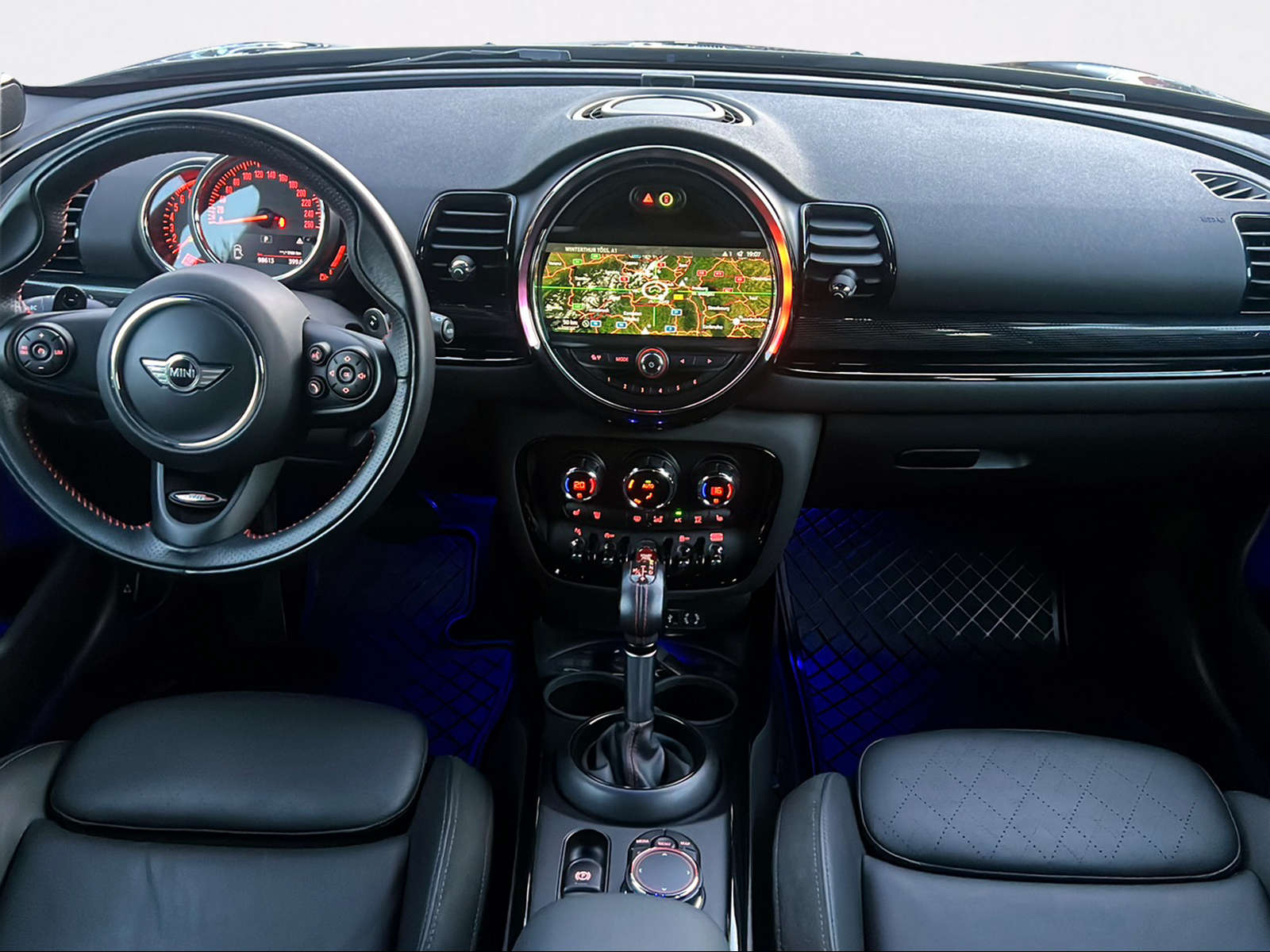 MINI Clubman Cooper S ALL4 Steptronic-image-3