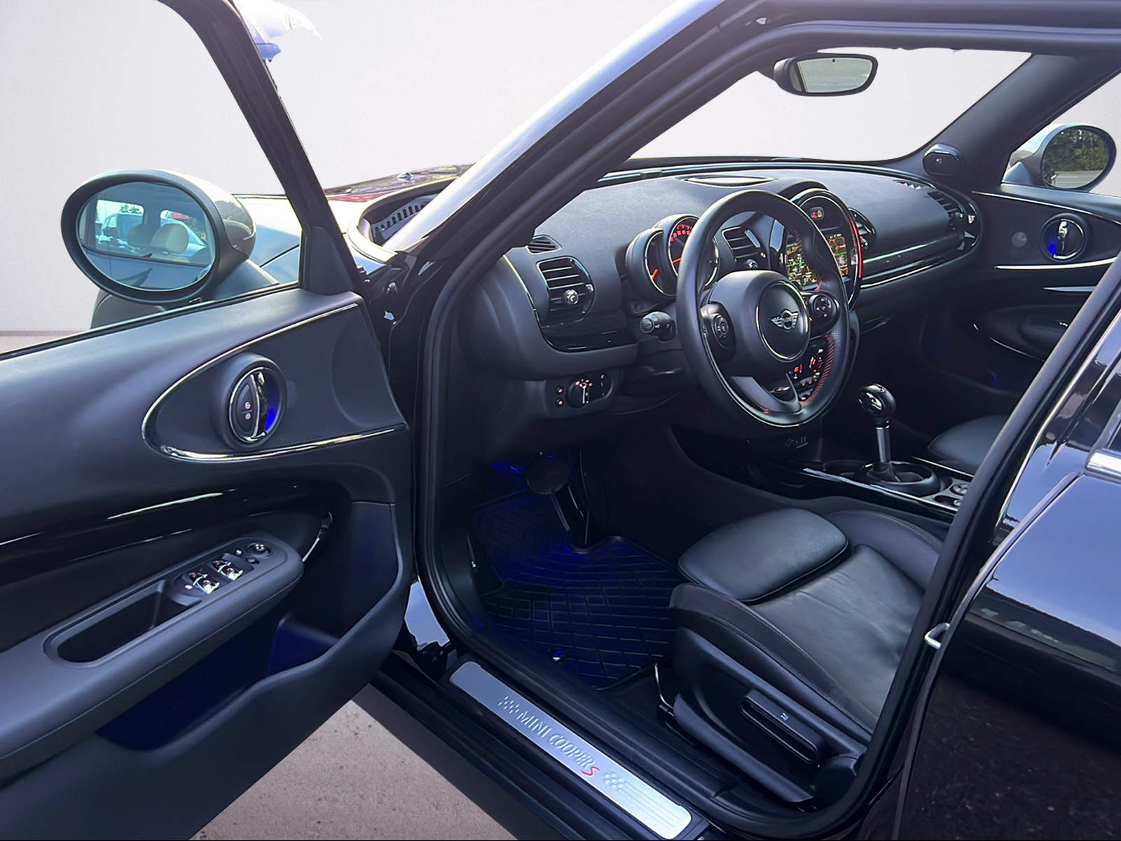 MINI Clubman Cooper S ALL4 Steptronic-image-8