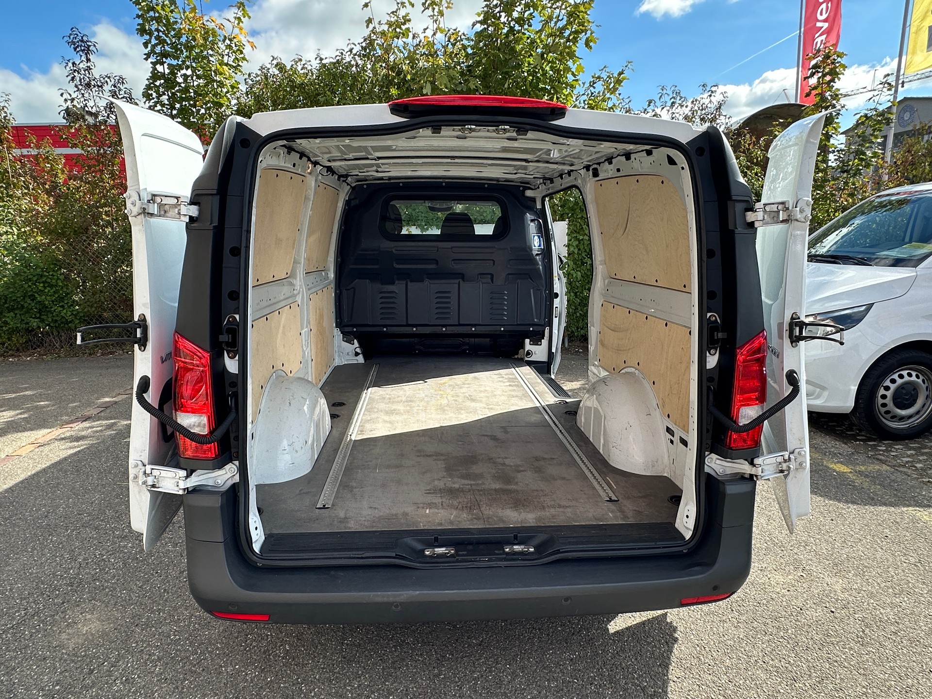 MERCEDES-BENZ Vito 116 CDI Extralang Base-image-15