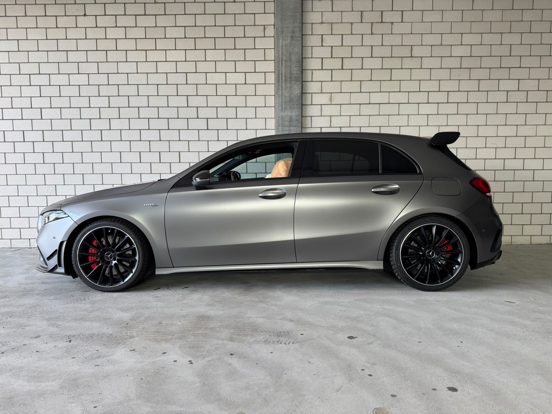 MERCEDES-BENZ A 35 AMG 4Matic Speedshift Vollausstattung-image-0