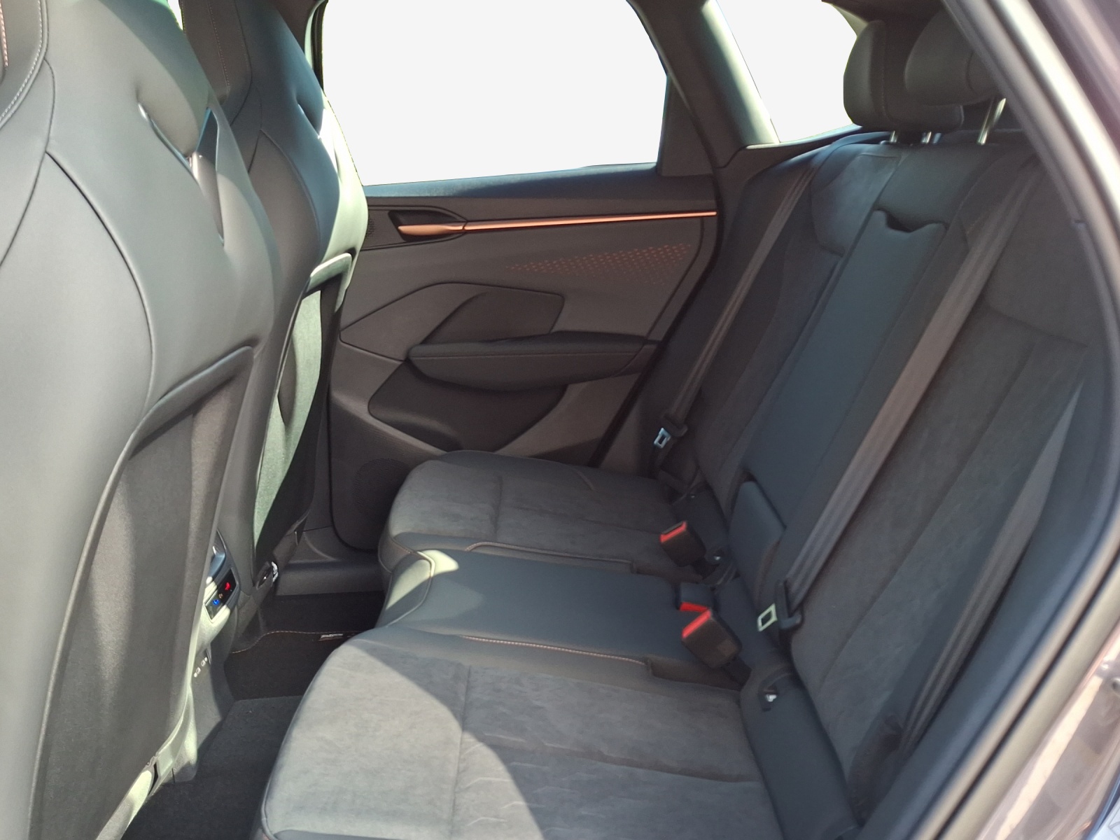 CUPRA Terramar 1.5 eHybrid Prime Edition VZ DSG-image-11