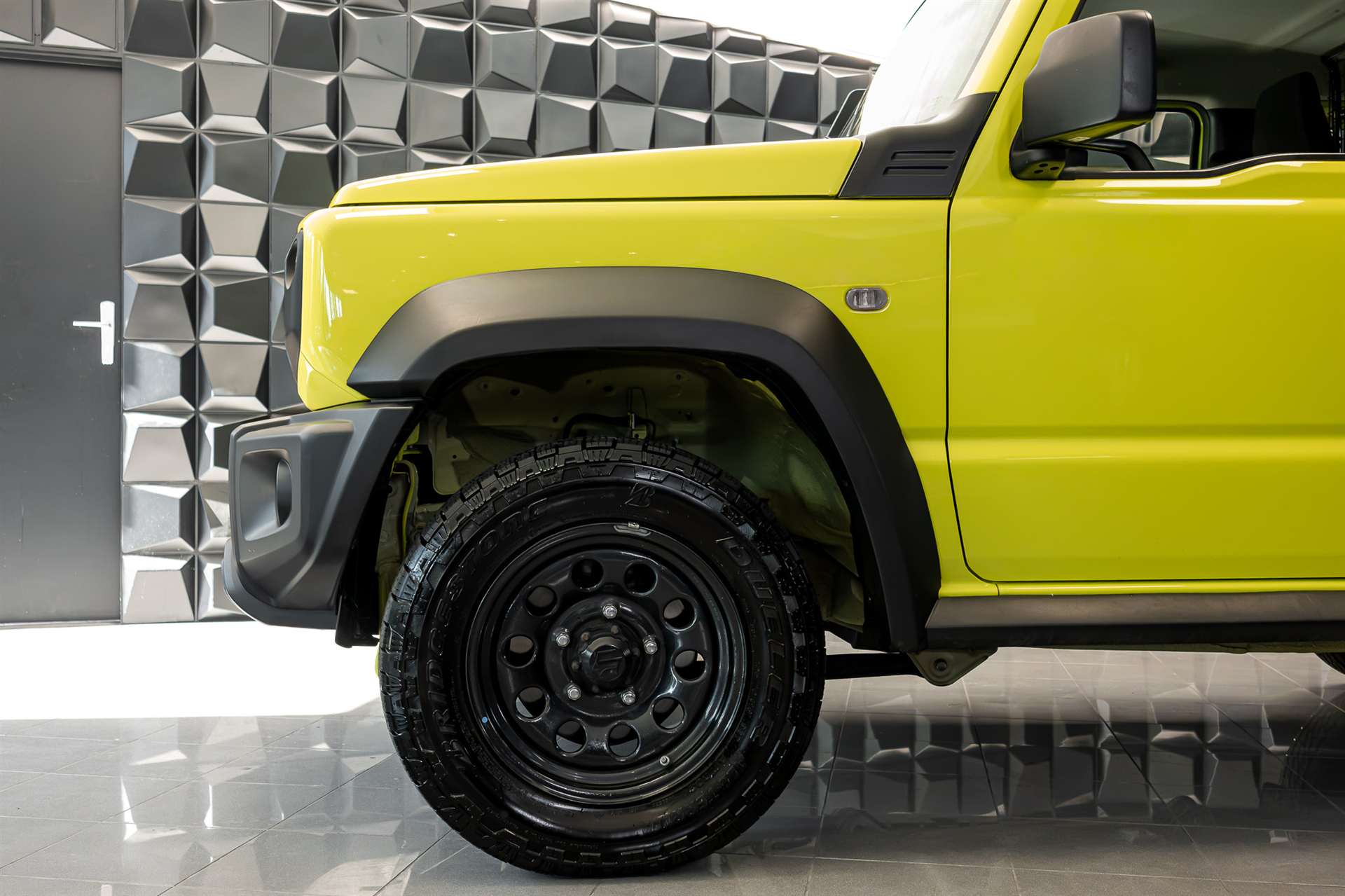 SUZUKI Jimny 1.5 Compact+ 4x4-image-22