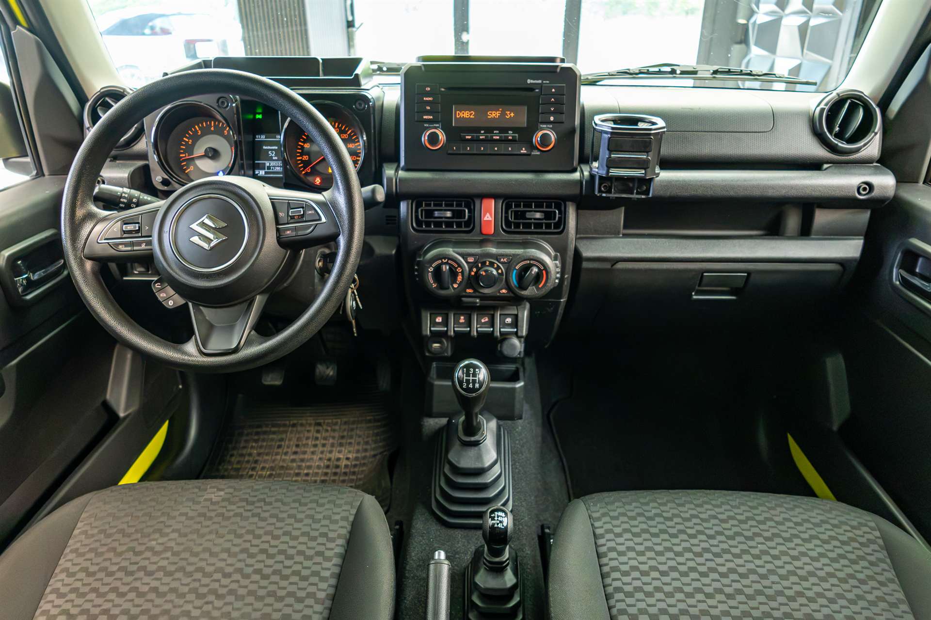 SUZUKI Jimny 1.5 Compact+ 4x4-image-6