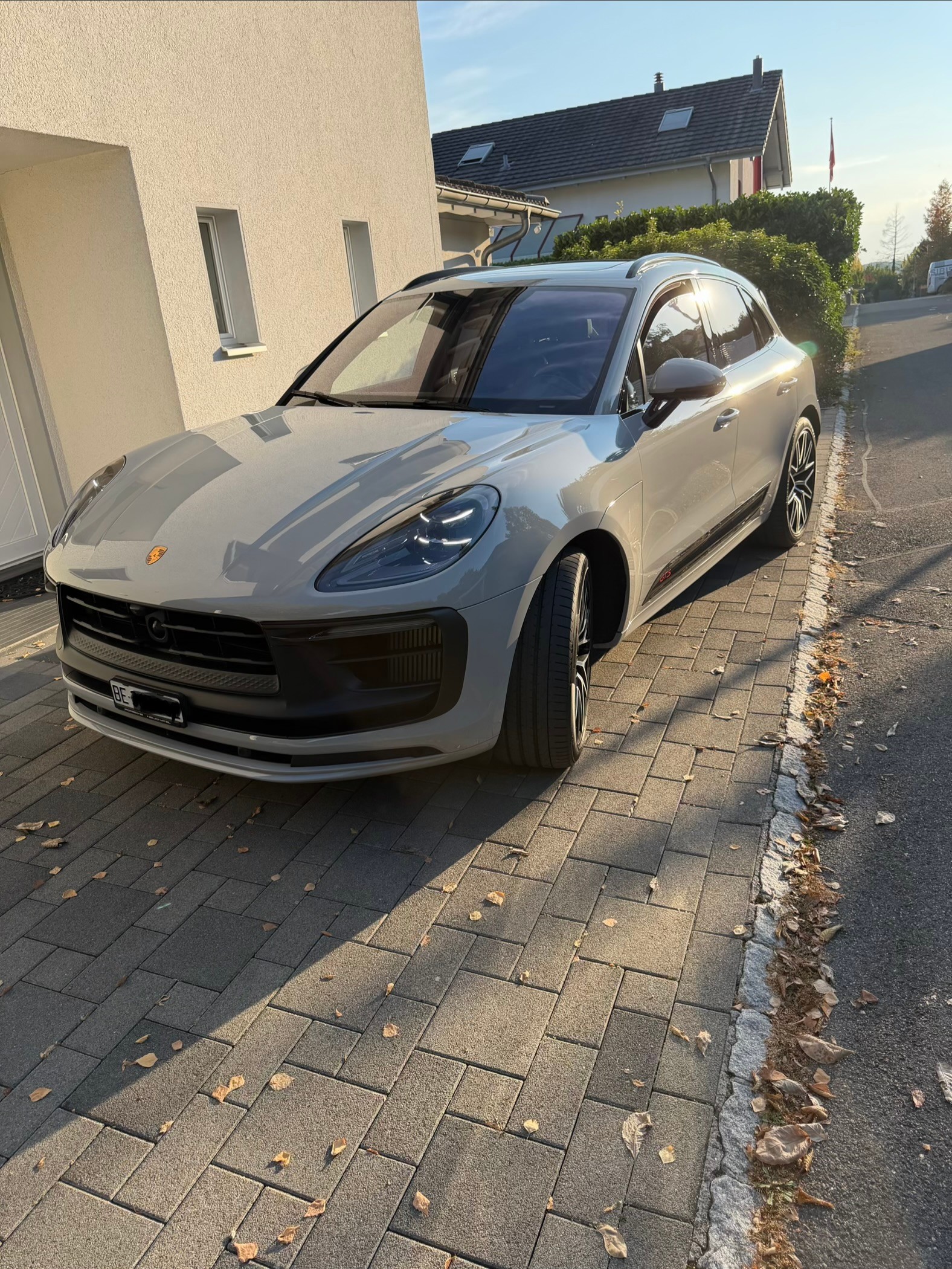 PORSCHE 2.9 V6 GTS-image-0