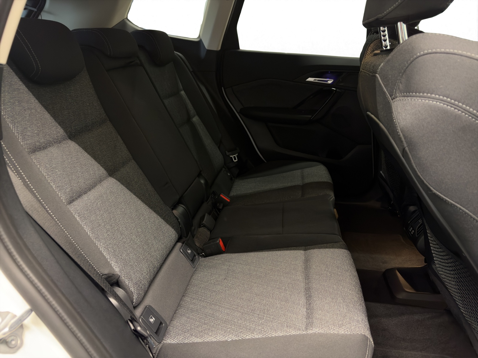 BMW X1 xDrive20d-image-14