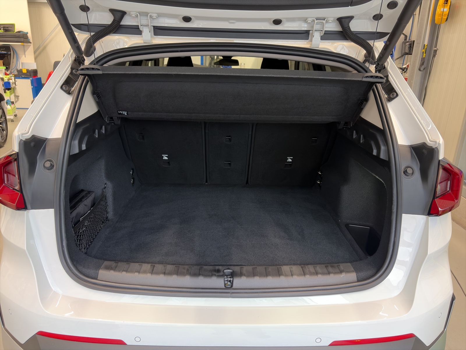 BMW X1 xDrive20d-image-17