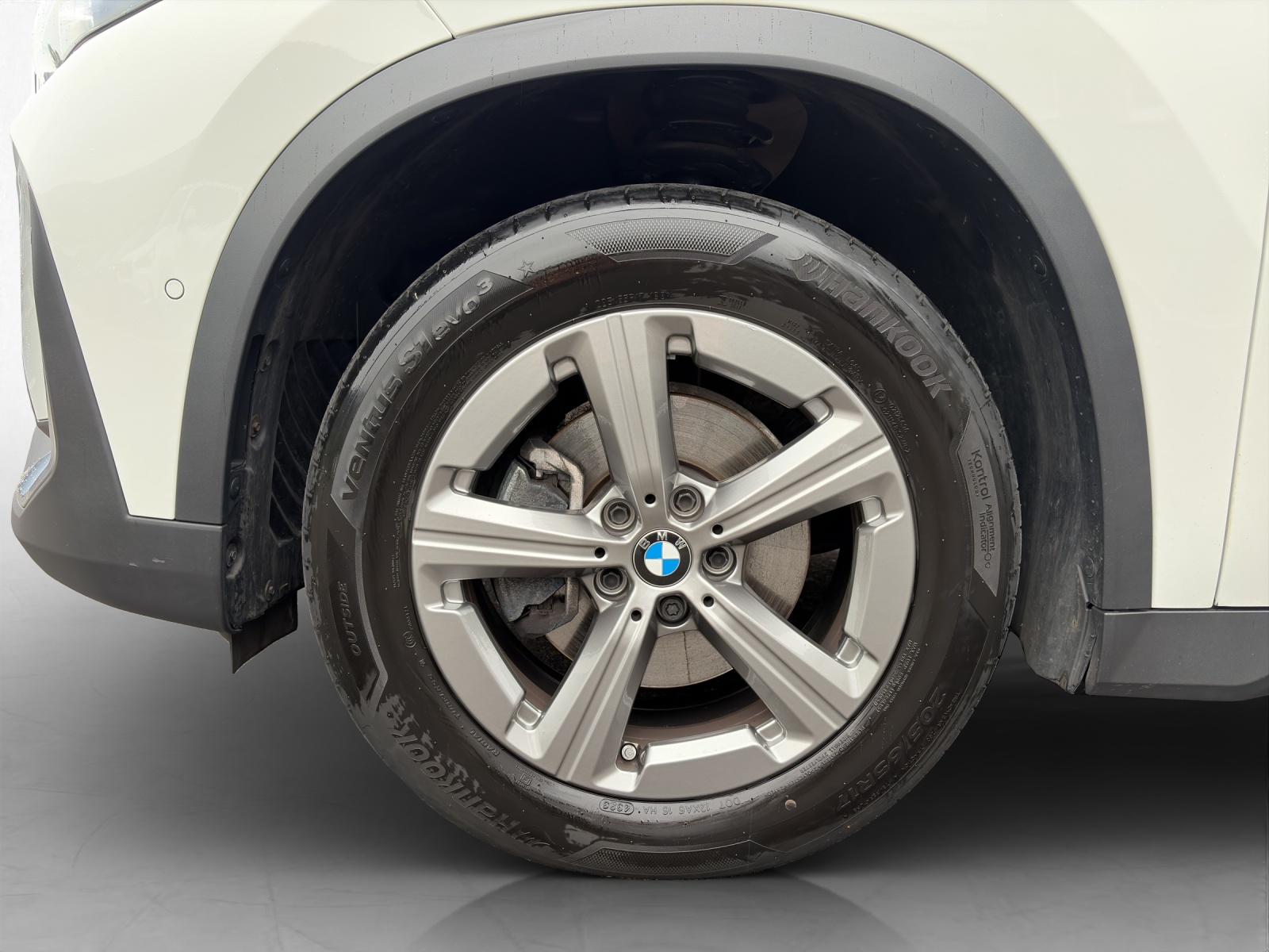 BMW X1 xDrive20d-image-8